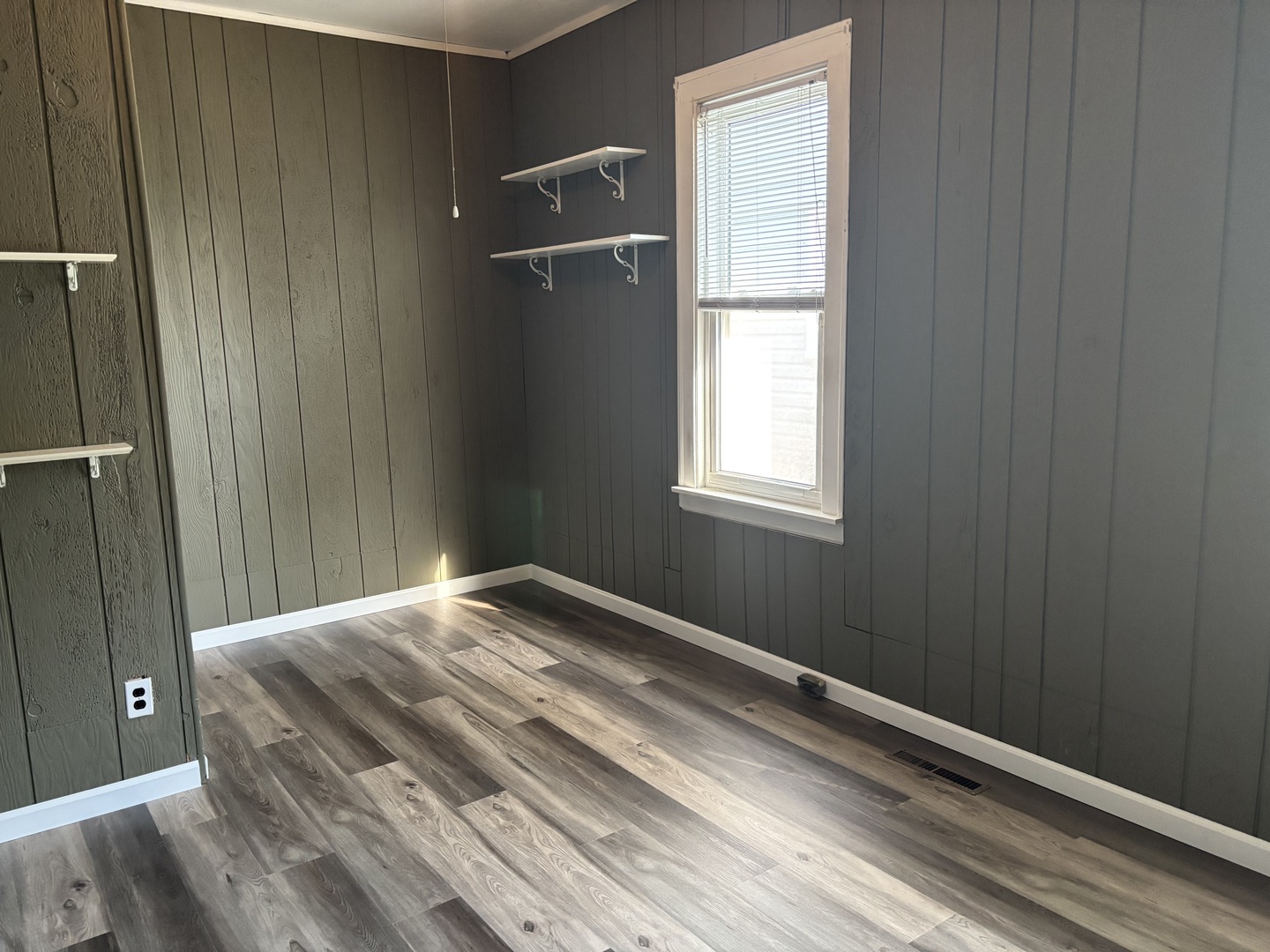 7619 W 60th Place Property Photo 24