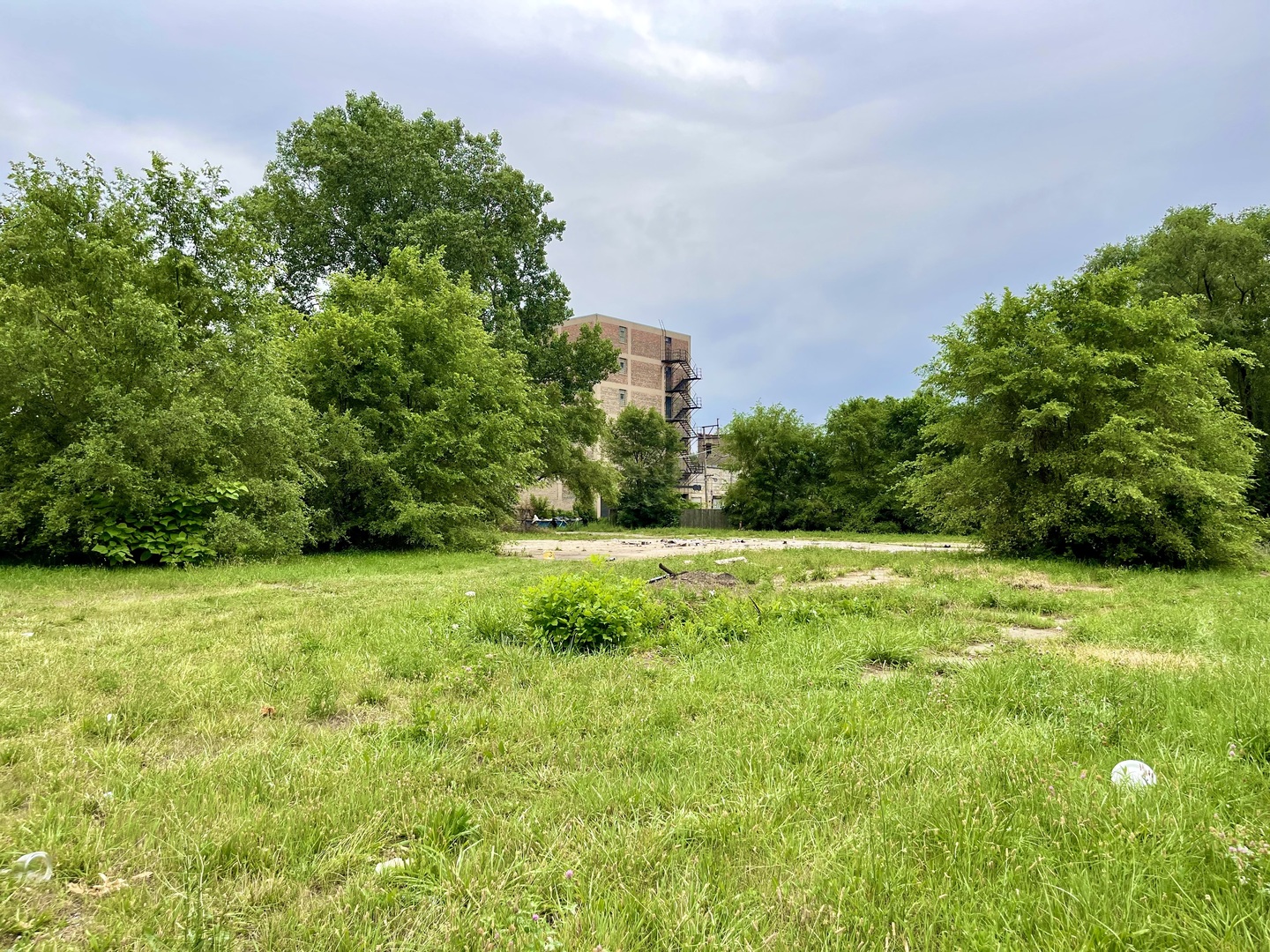 4011 S Wabash Avenue Property Photo 5