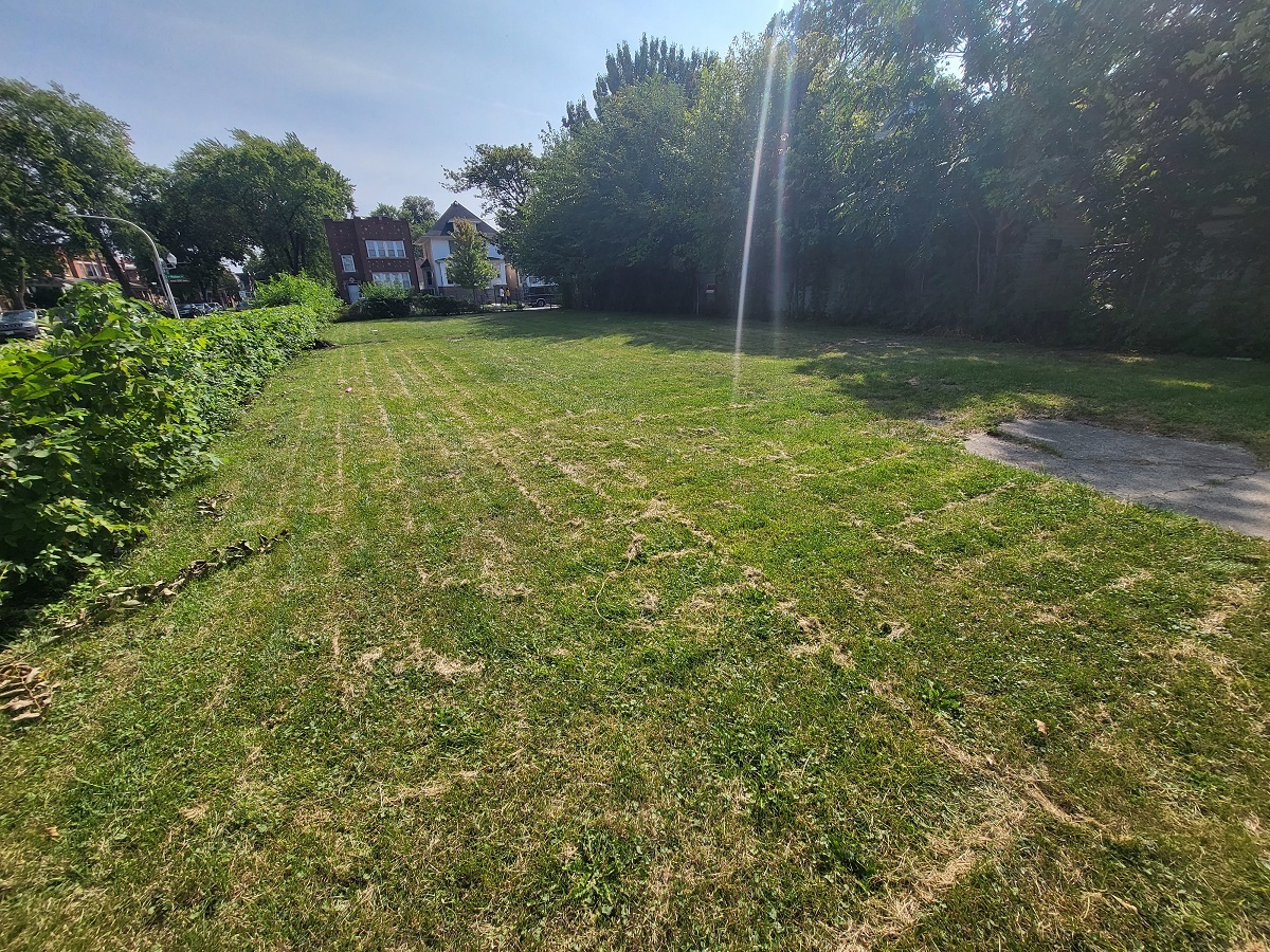 5404 W Walton Street Property Photo 5