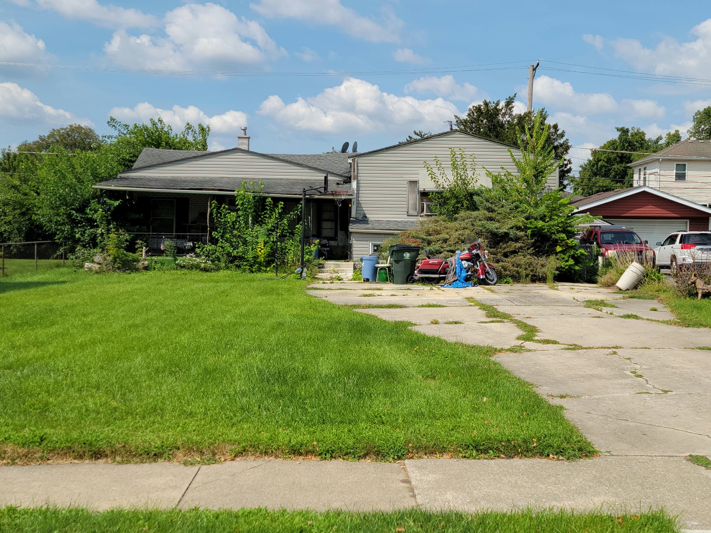 4506 Kenilworth Avenue Property Photo 2