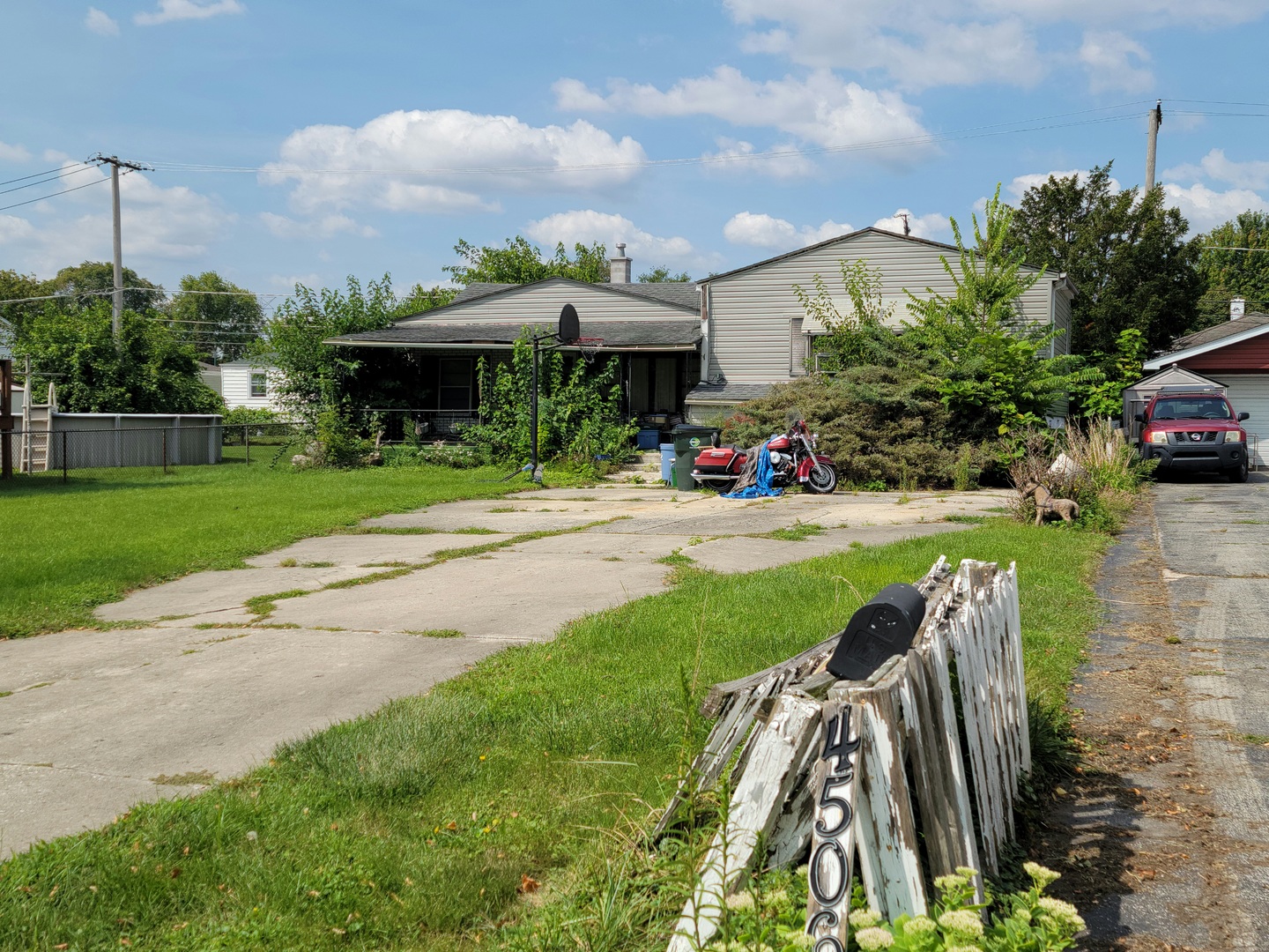 4506 Kenilworth Avenue Property Photo 3