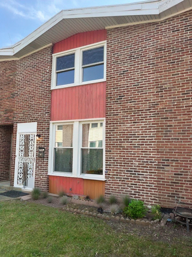 2174 Chestnut Street D Property Photo 1