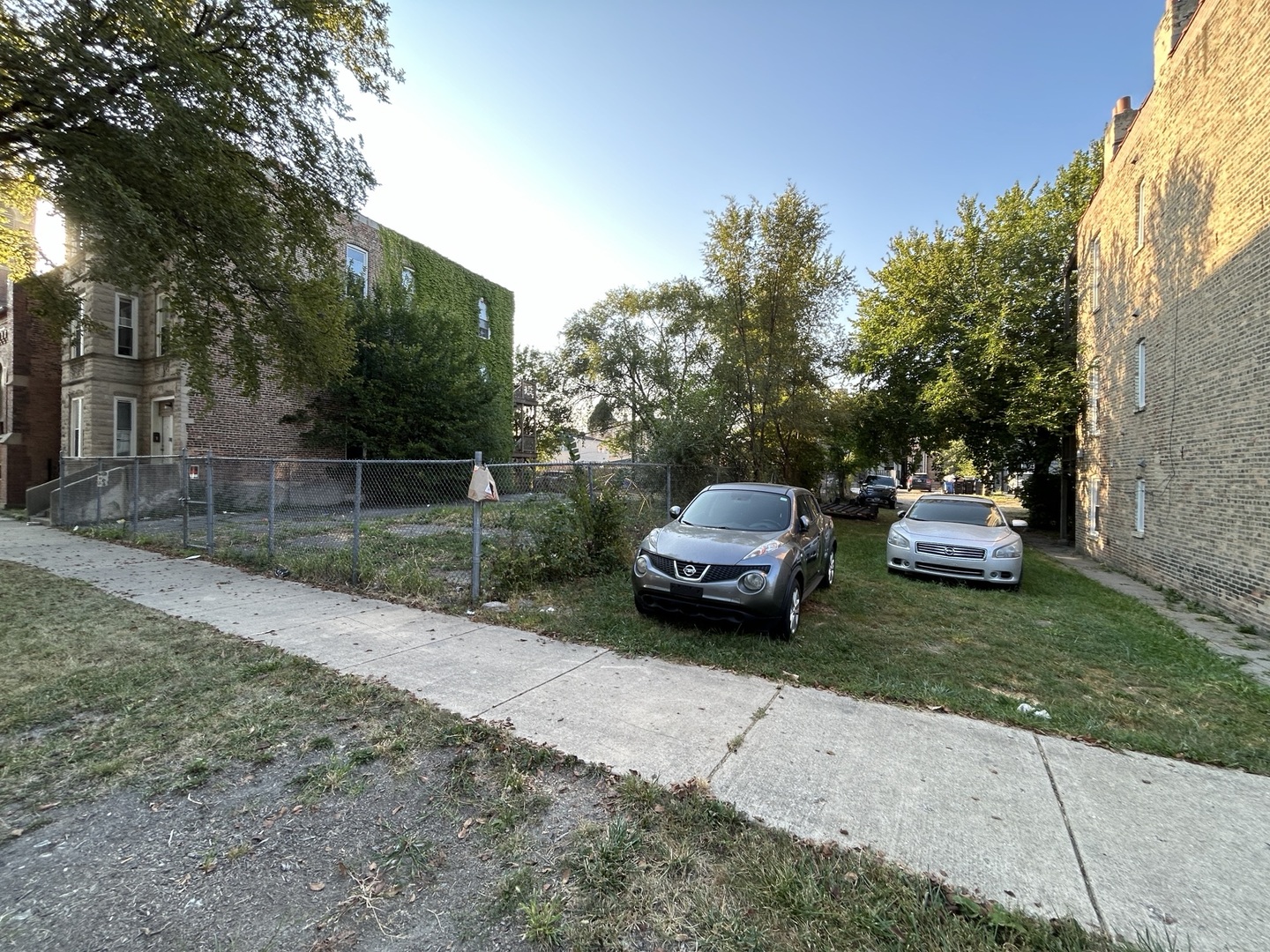 2913 W Lexington Street Property Photo 1