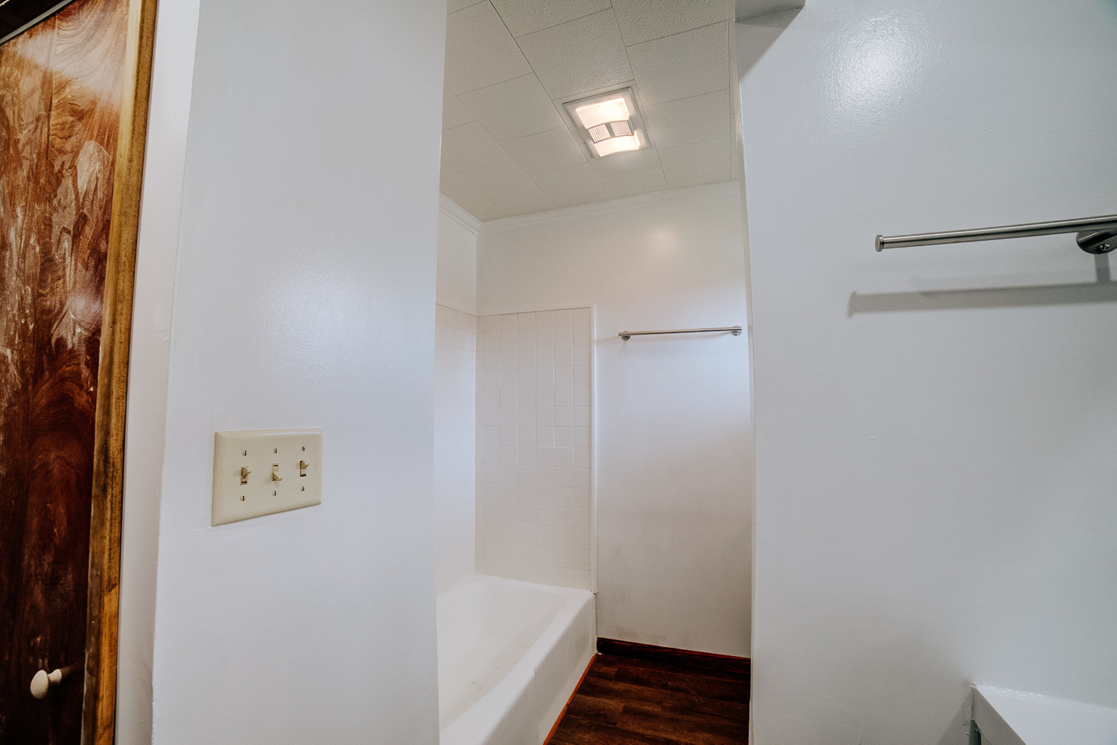 465 E Ash Street Property Photo 15