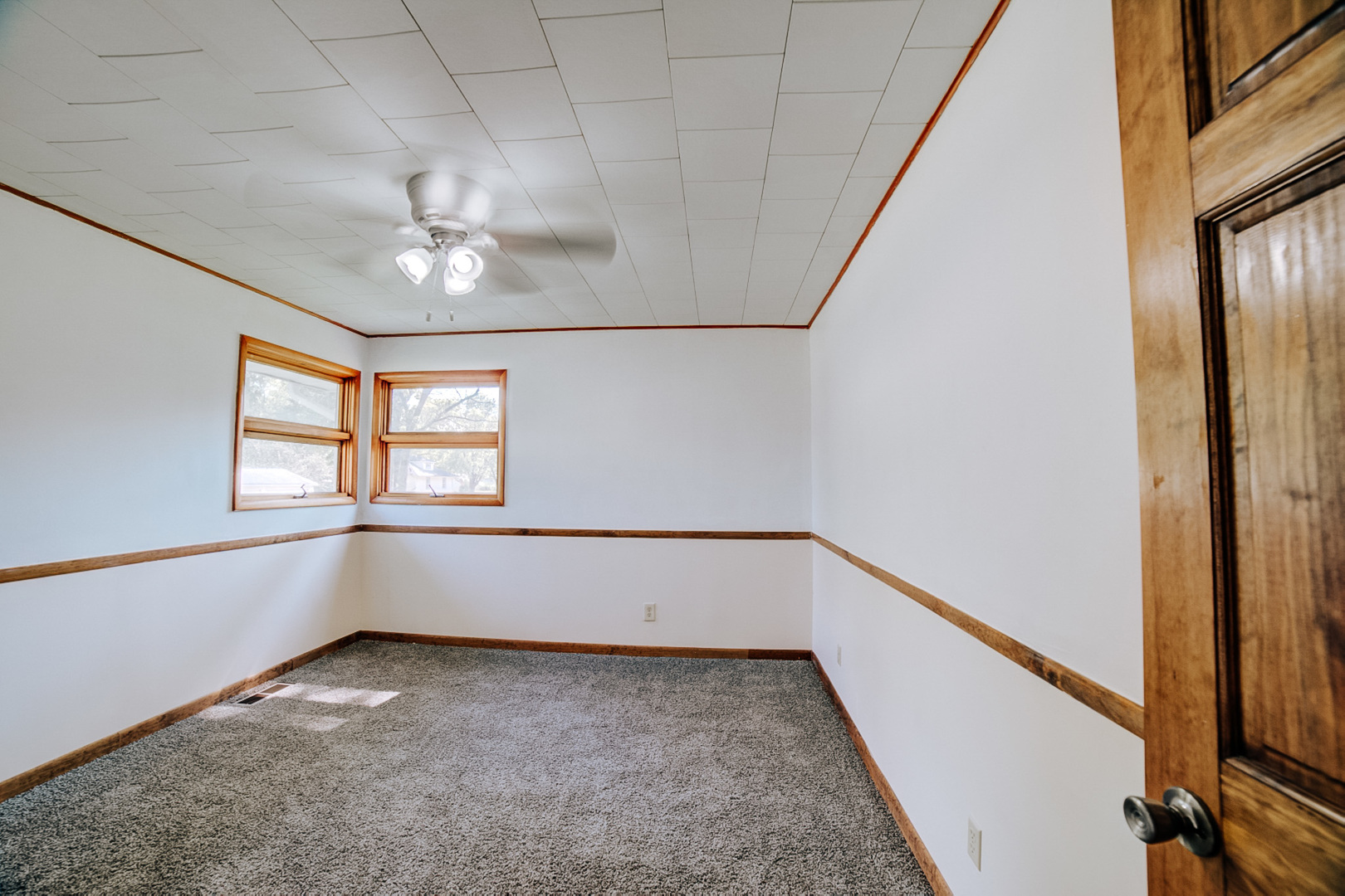 465 E Ash Street Property Photo 20