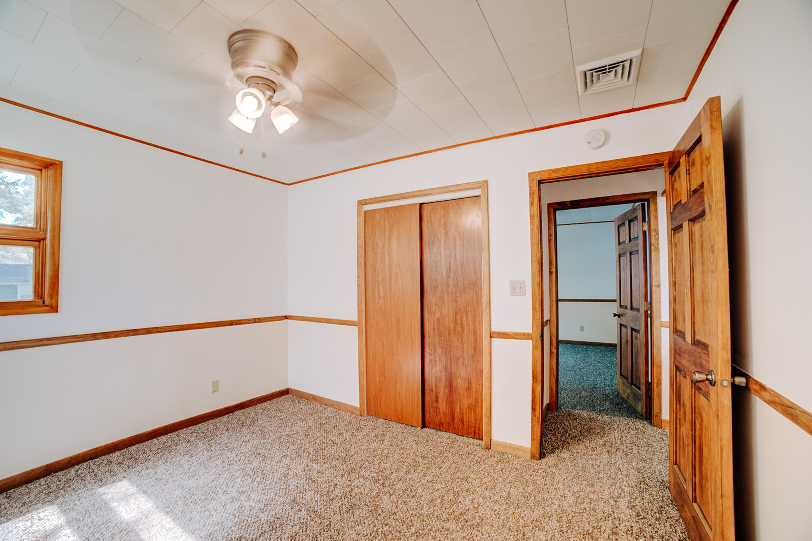 465 E Ash Street Property Photo 25