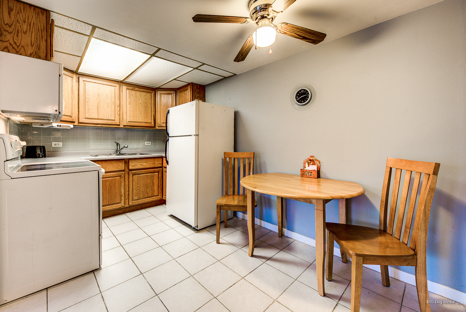 940 Holbrook Road 33b Property Photo 10