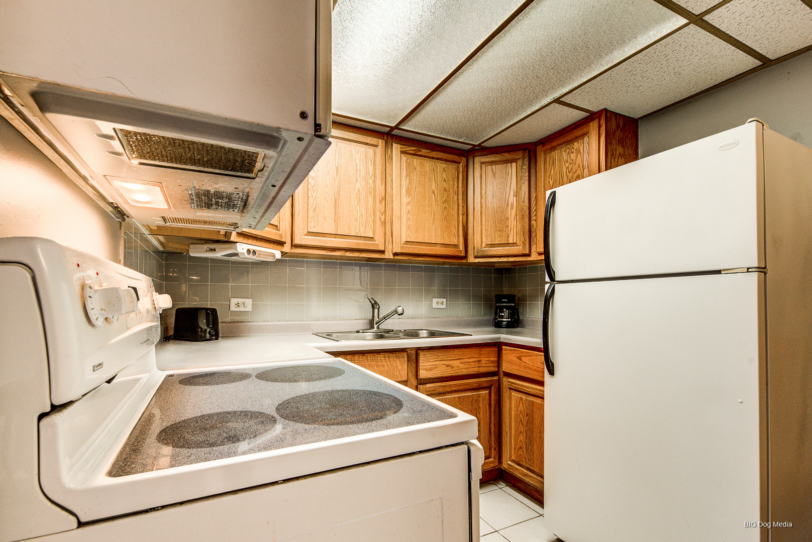 940 Holbrook Road 33b Property Photo 11