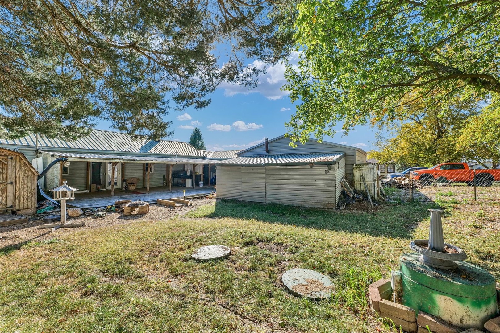309 Main St Property Photo 4