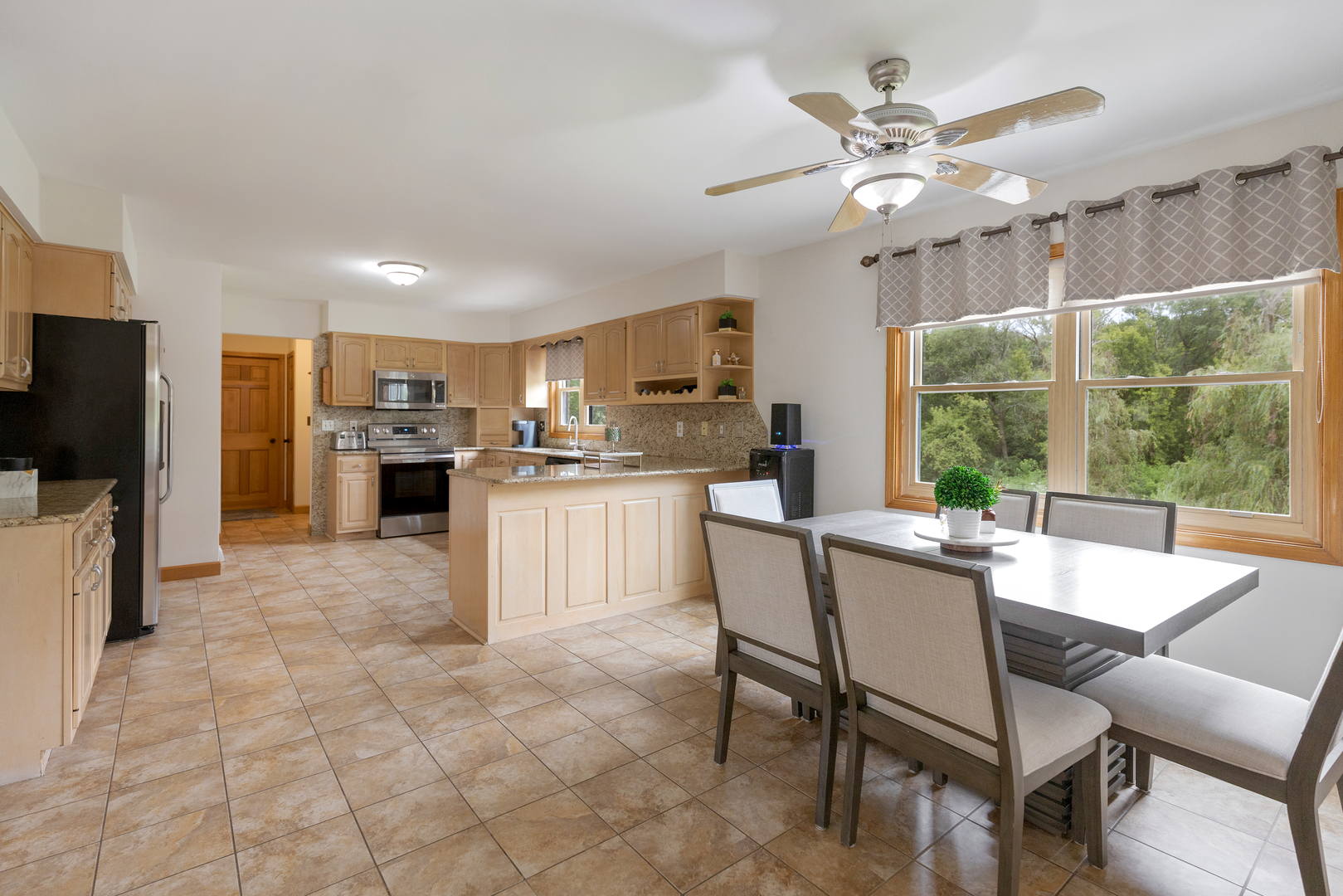 3210 Boerderij Way Property Photo 11