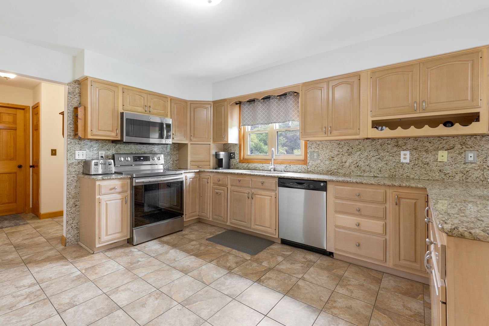 3210 Boerderij Way Property Photo 14