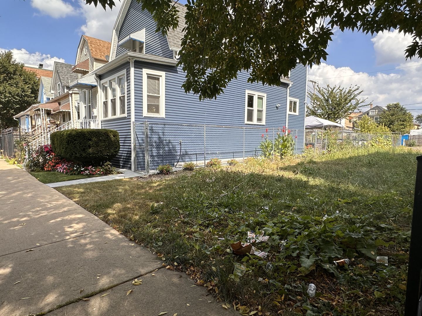 731 N Lorel Avenue Property Photo 2