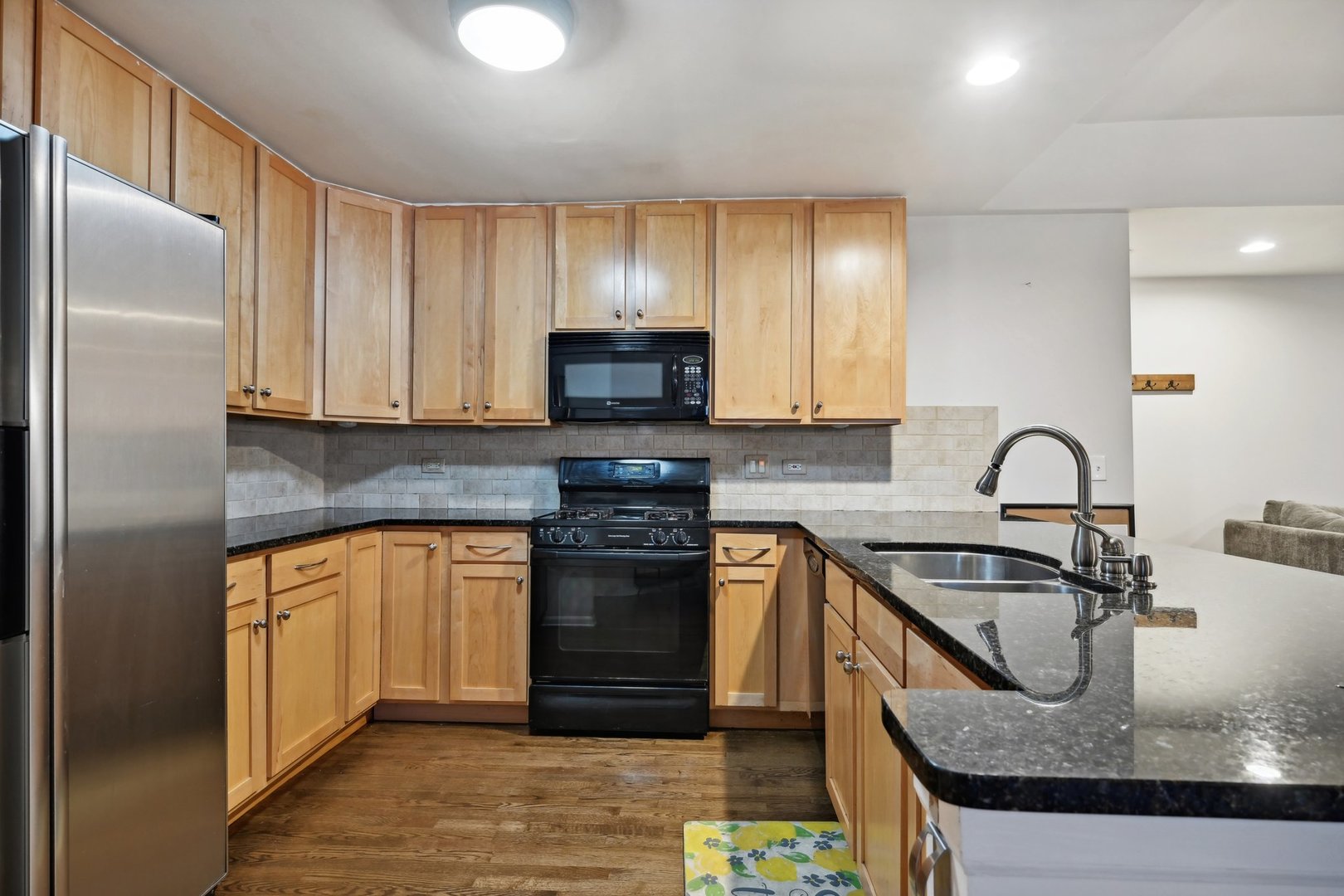1117 W Fry Street G Property Photo 9