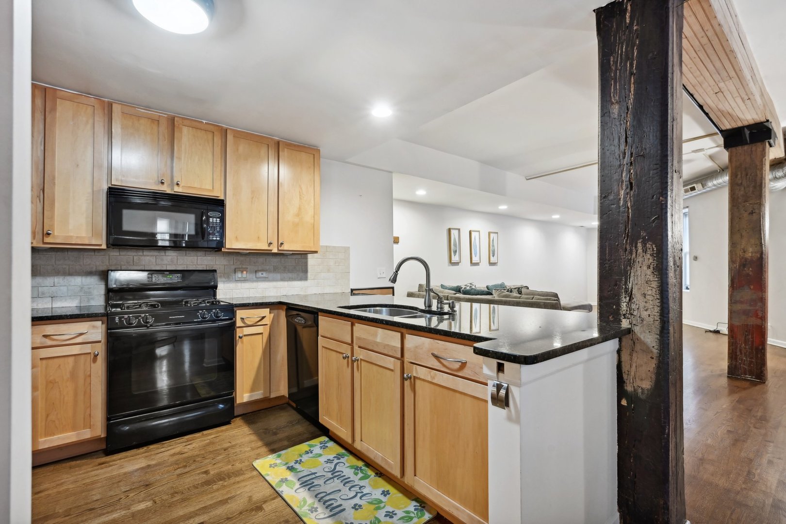 1117 W Fry Street G Property Photo 10