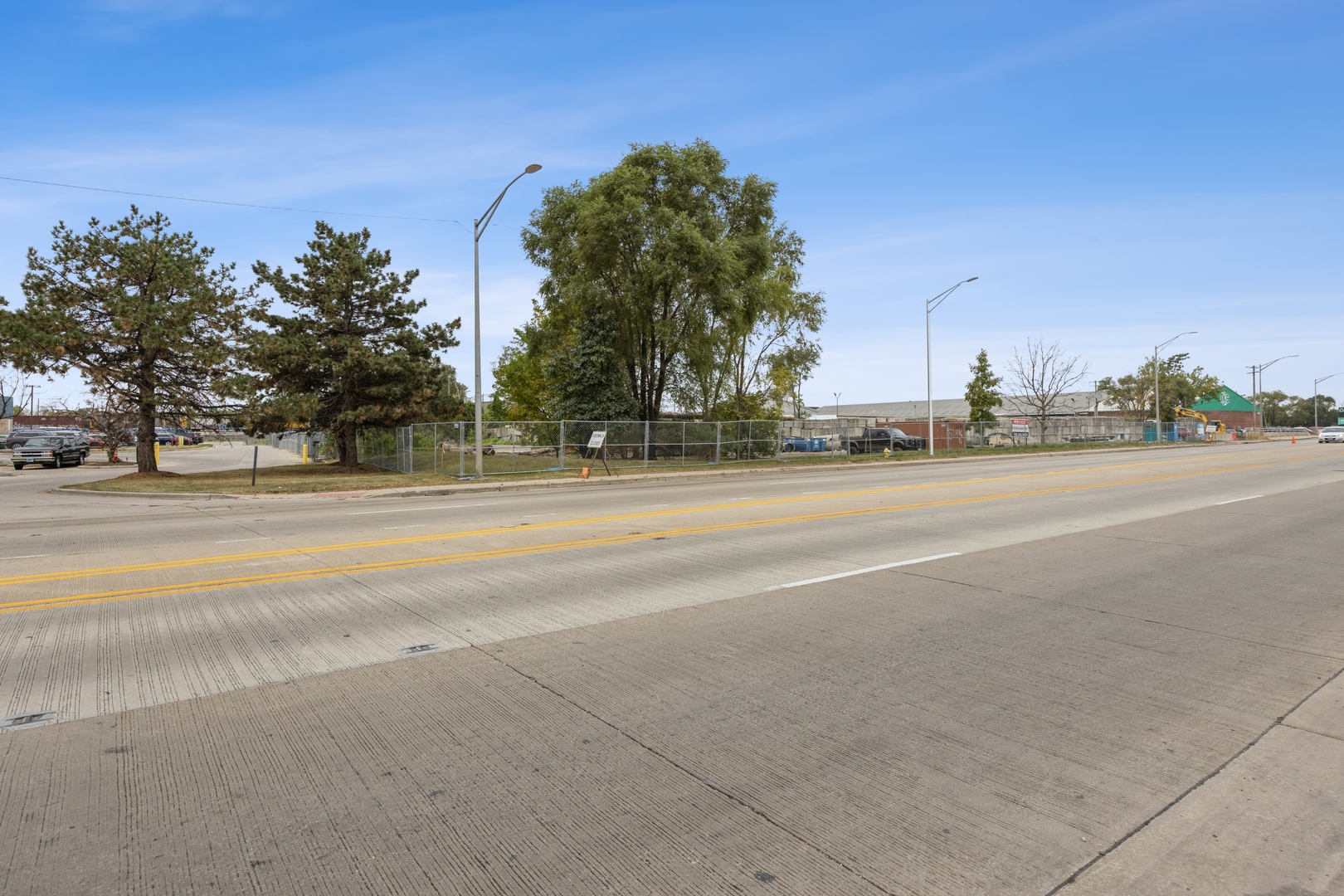 3700 W Lake Street Property Photo 2