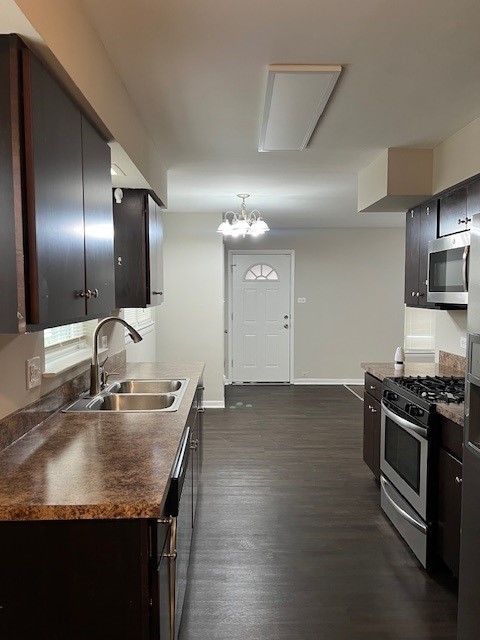 4327 Eberly Avenue Property Photo 6