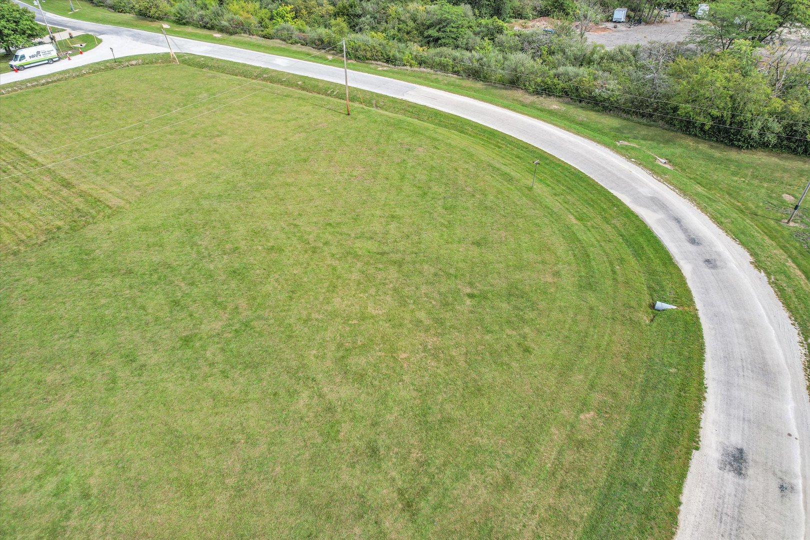 132 Comanche Trail Property Photo 7