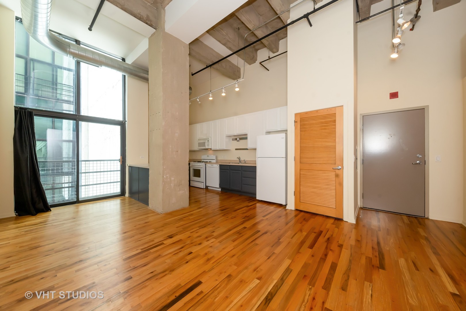 1645 W Ogden Avenue 434 Property Photo 3