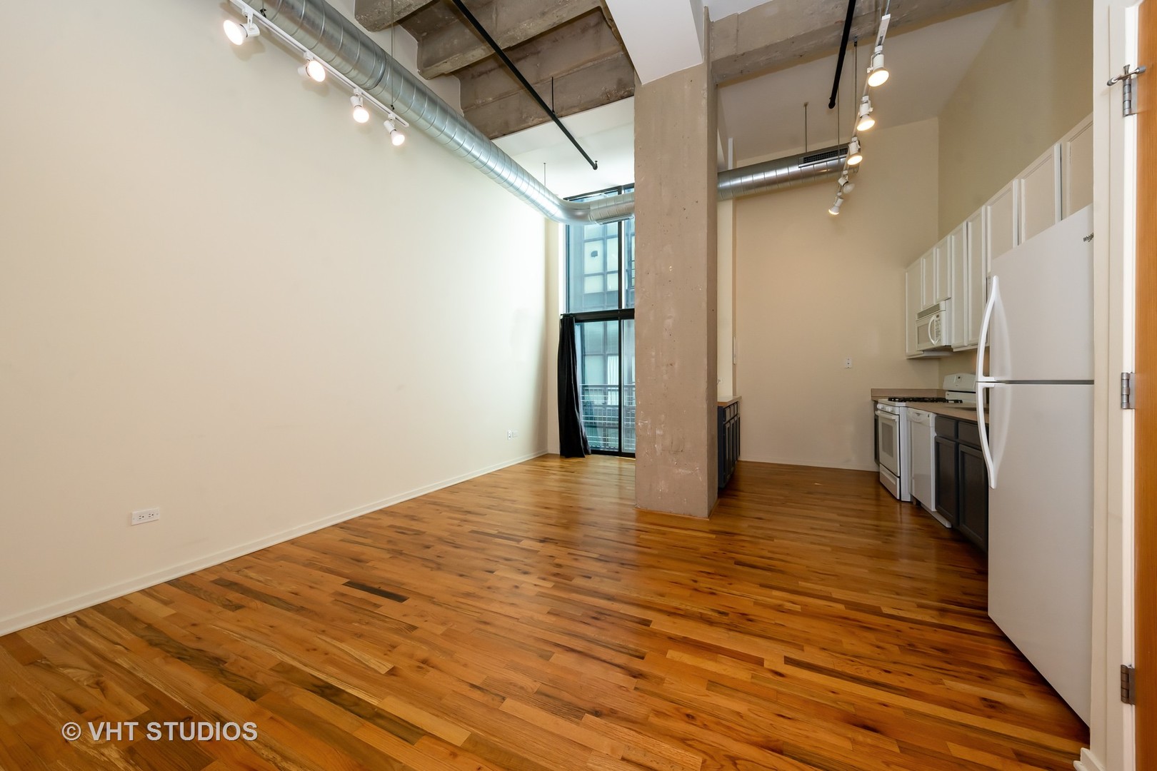 1645 W Ogden Avenue 434 Property Photo 5