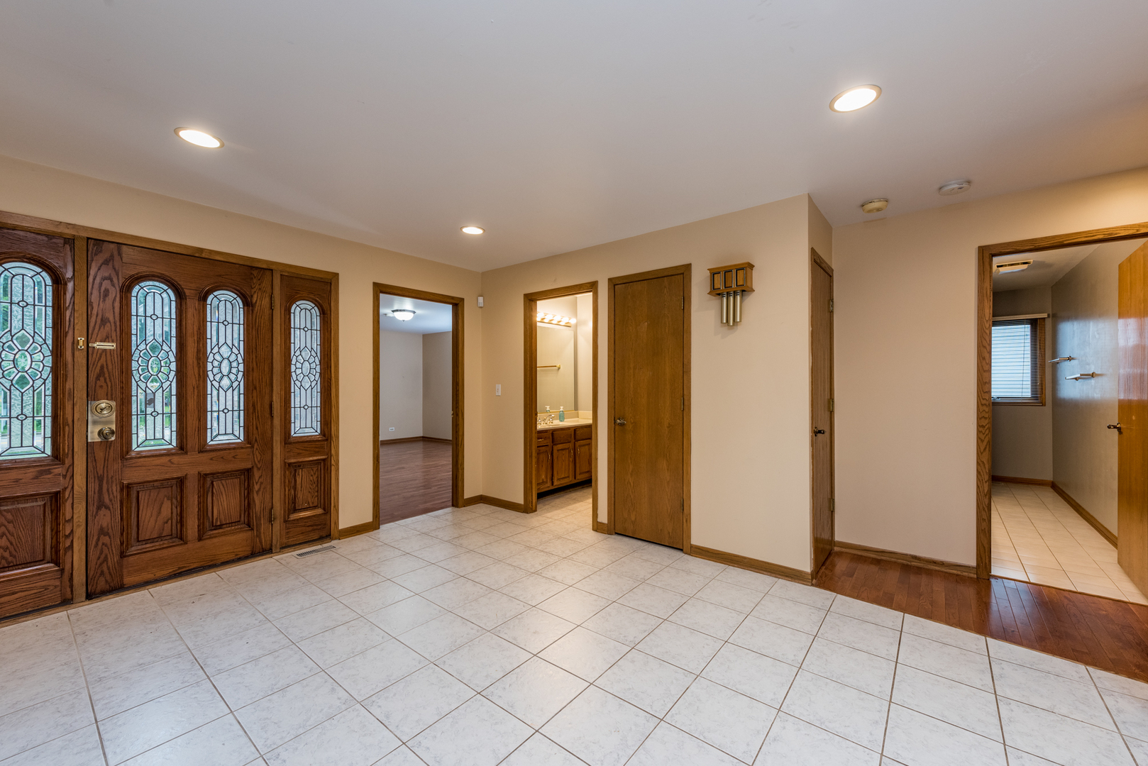 4074 Blackstone Avenue Property Photo 5