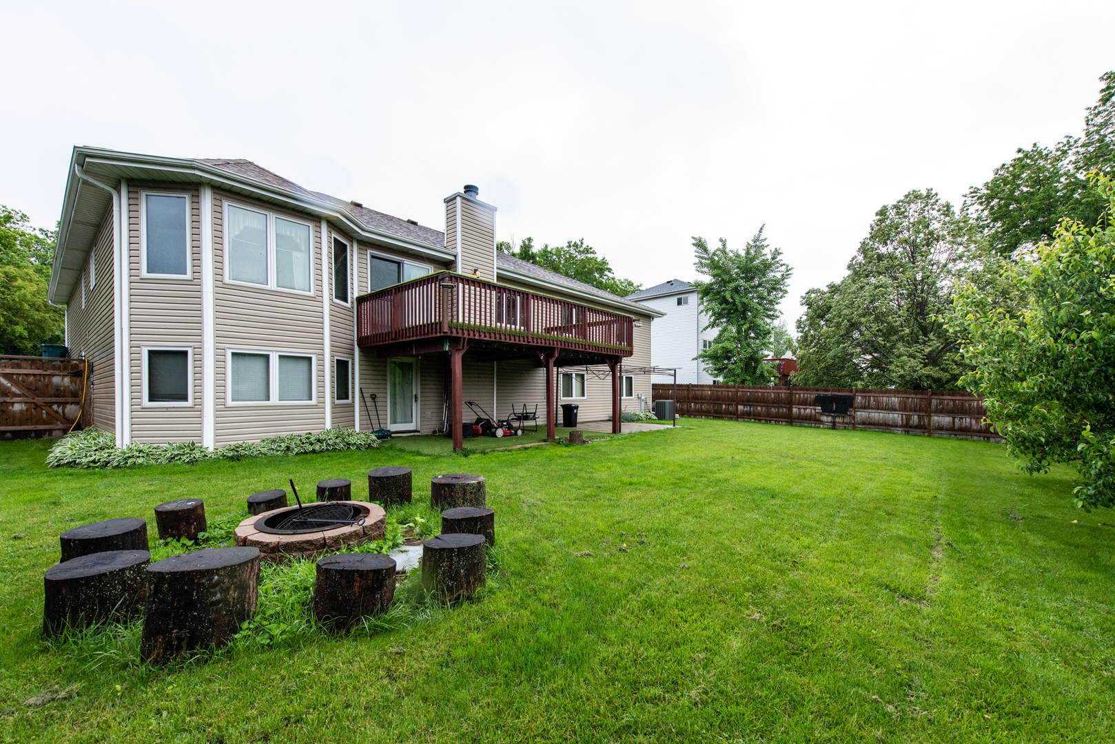 4074 Blackstone Avenue Property Photo 24