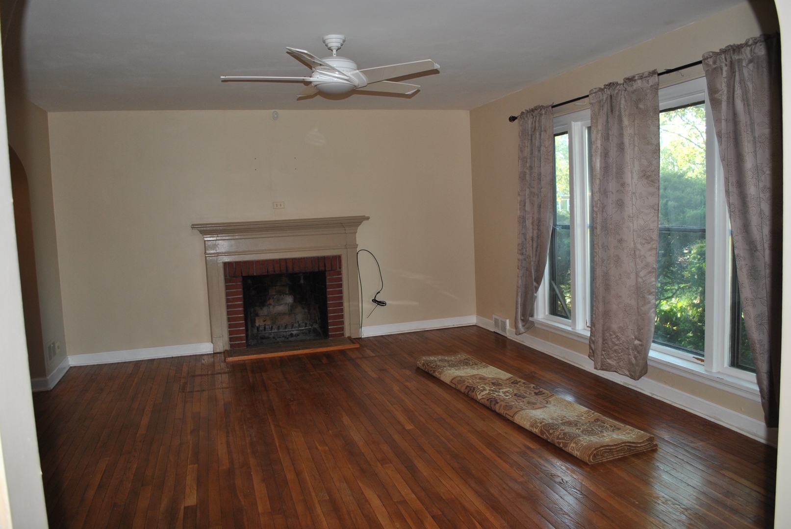 2347 Spruce Road Property Photo 7