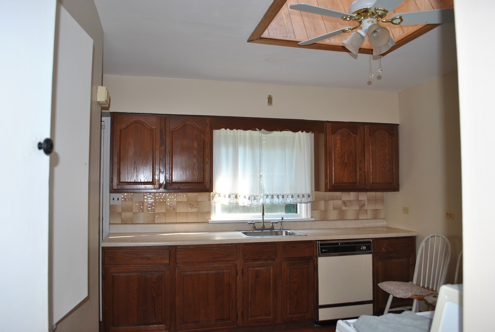 2347 Spruce Road Property Photo 12