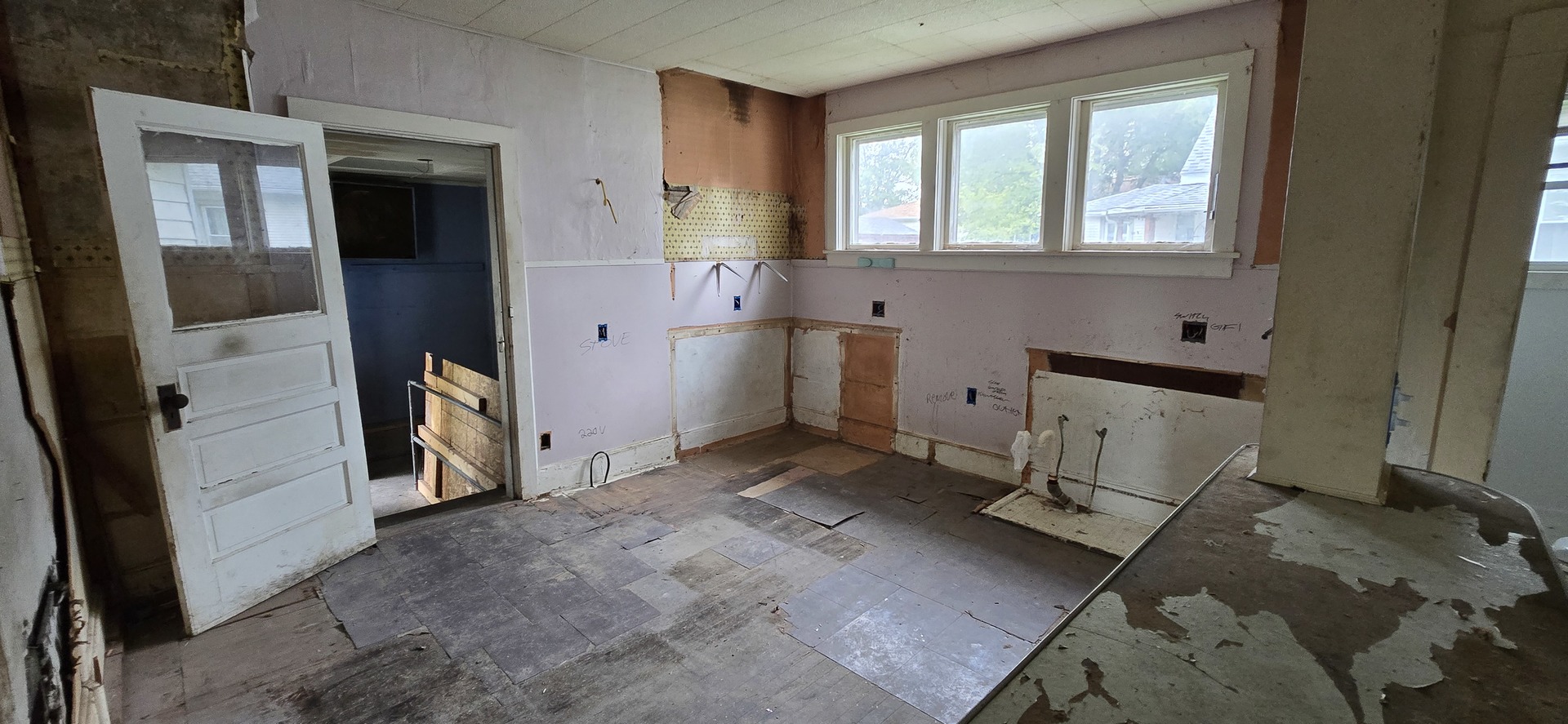 104 N Douglas Street Property Photo 13