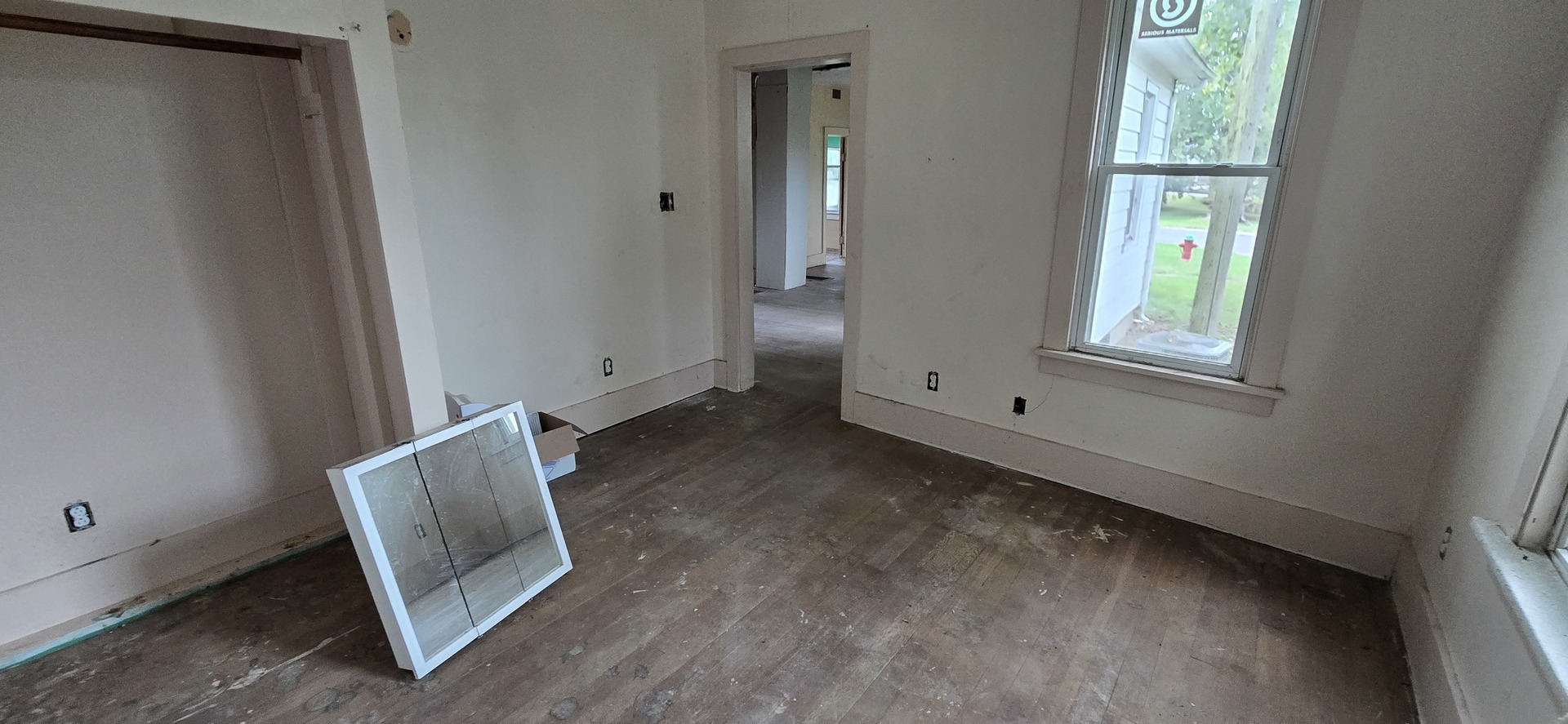 104 N Douglas Street Property Photo 15