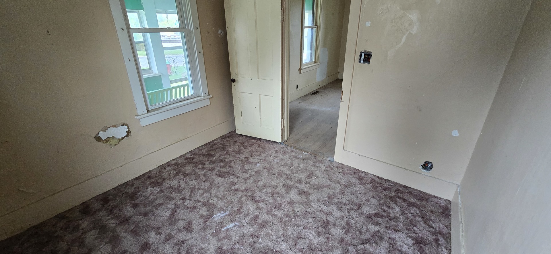 104 N Douglas Street Property Photo 17