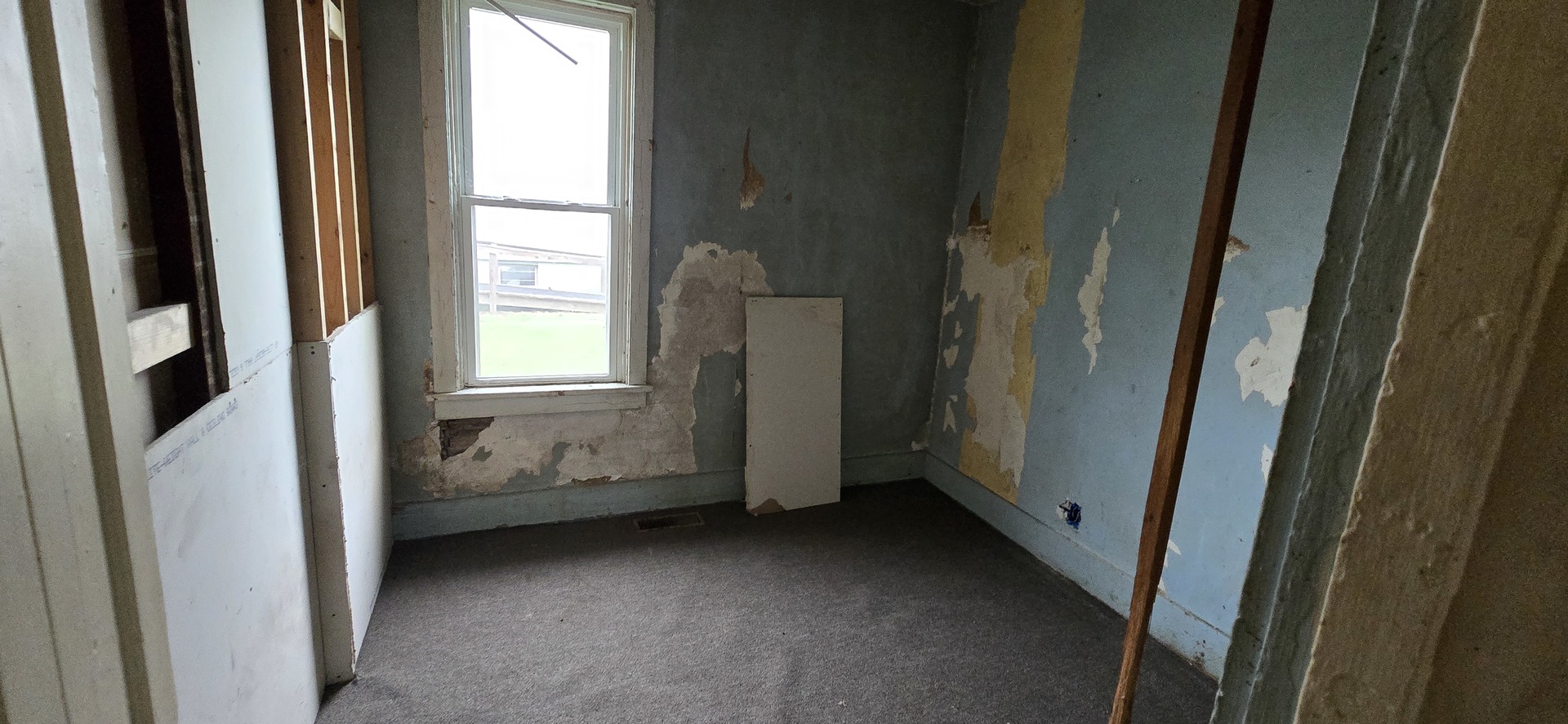 104 N Douglas Street Property Photo 20