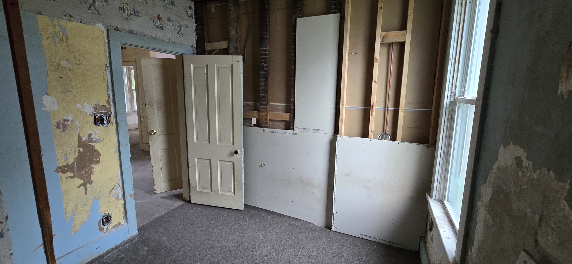 104 N Douglas Street Property Photo 21