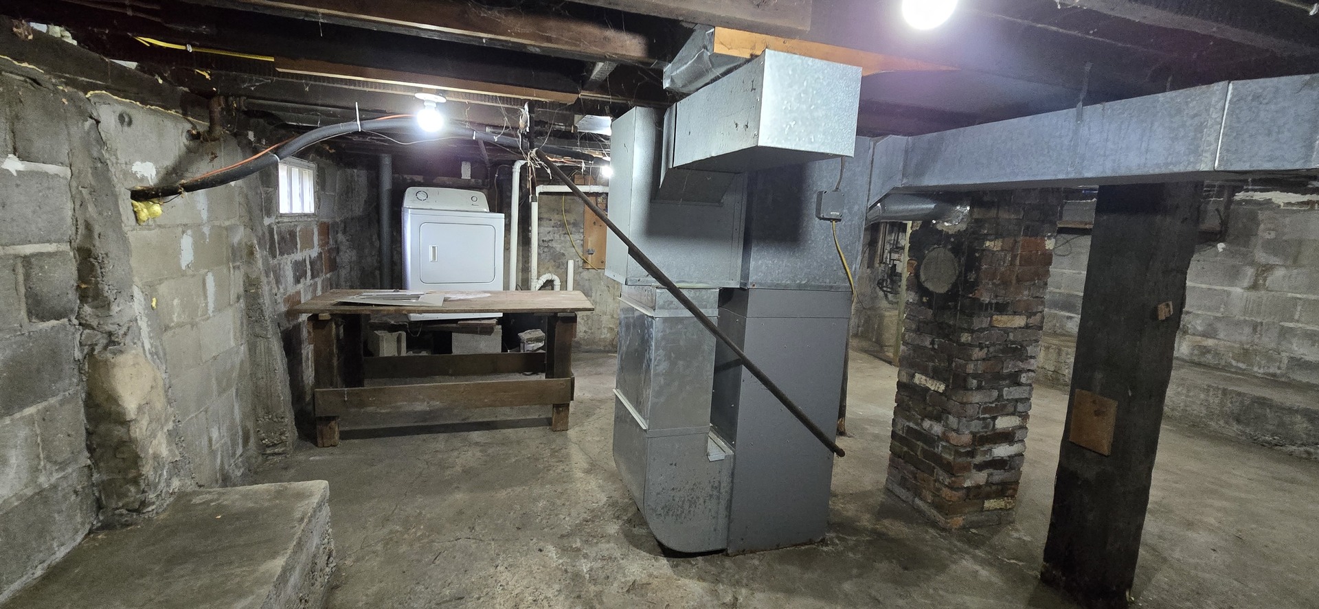 104 N Douglas Street Property Photo 31