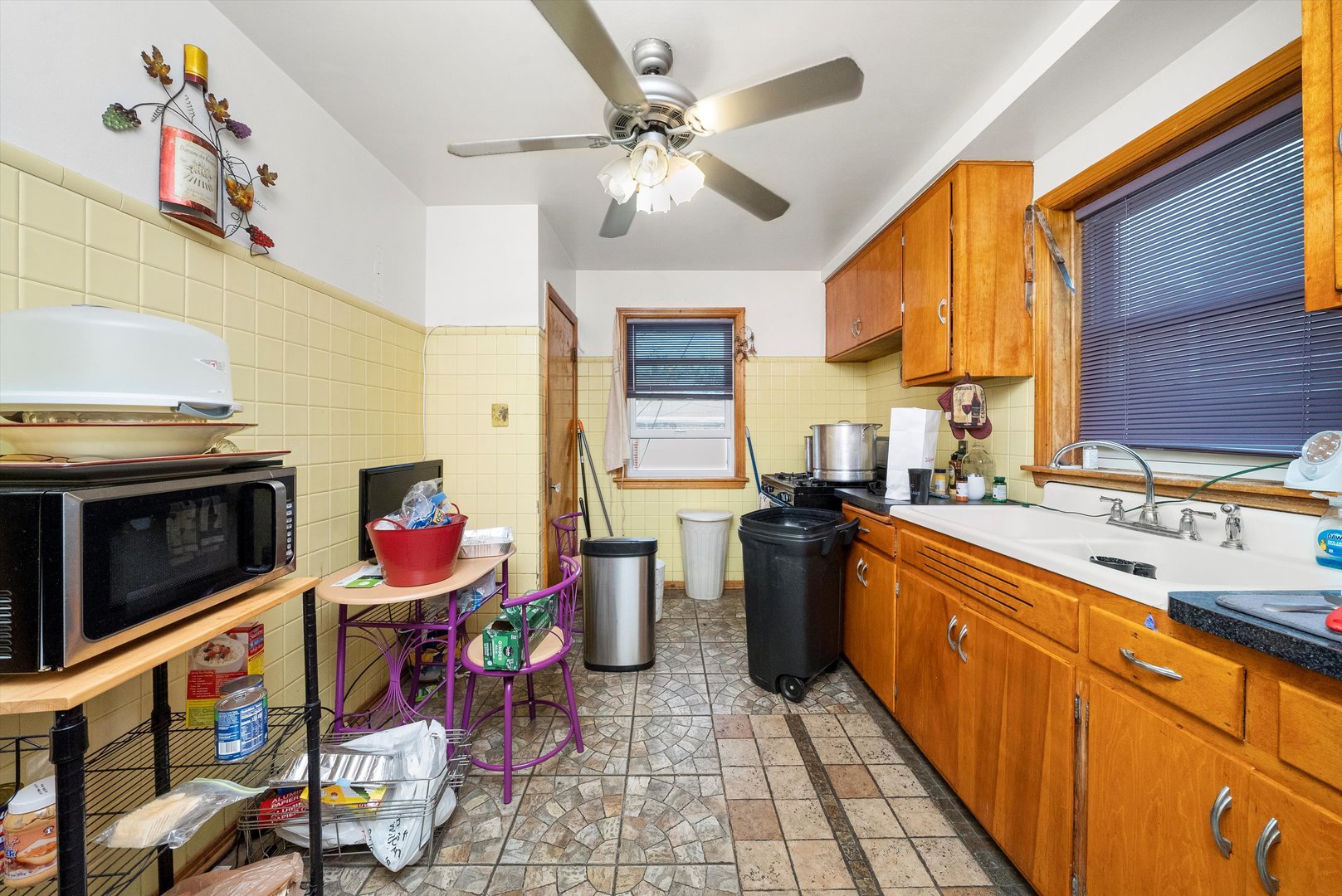 10947 S Peoria St Property Photo 11