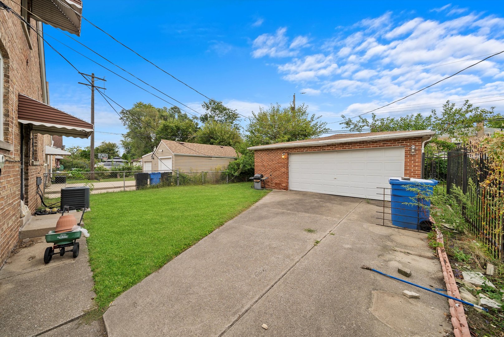 10947 S Peoria St Property Photo 22
