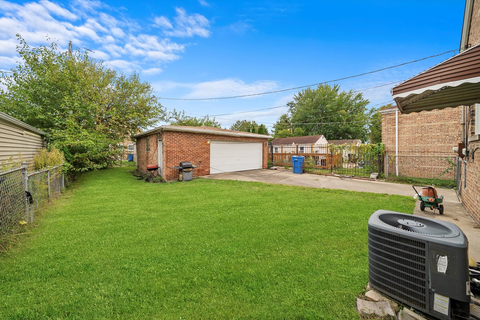 10947 S Peoria St Property Photo 23