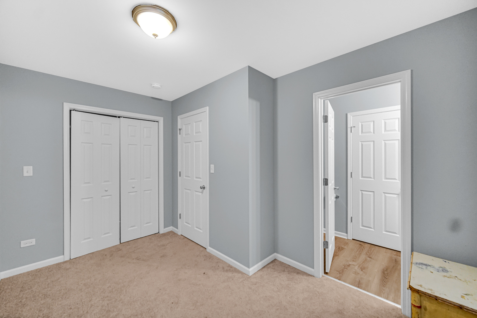 15709 Lexington Ave Property Photo 12