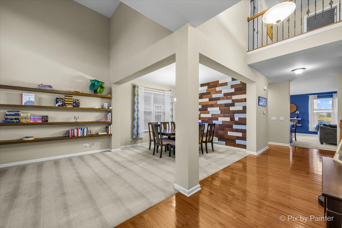 2369 Mayfield Drive Property Photo 3