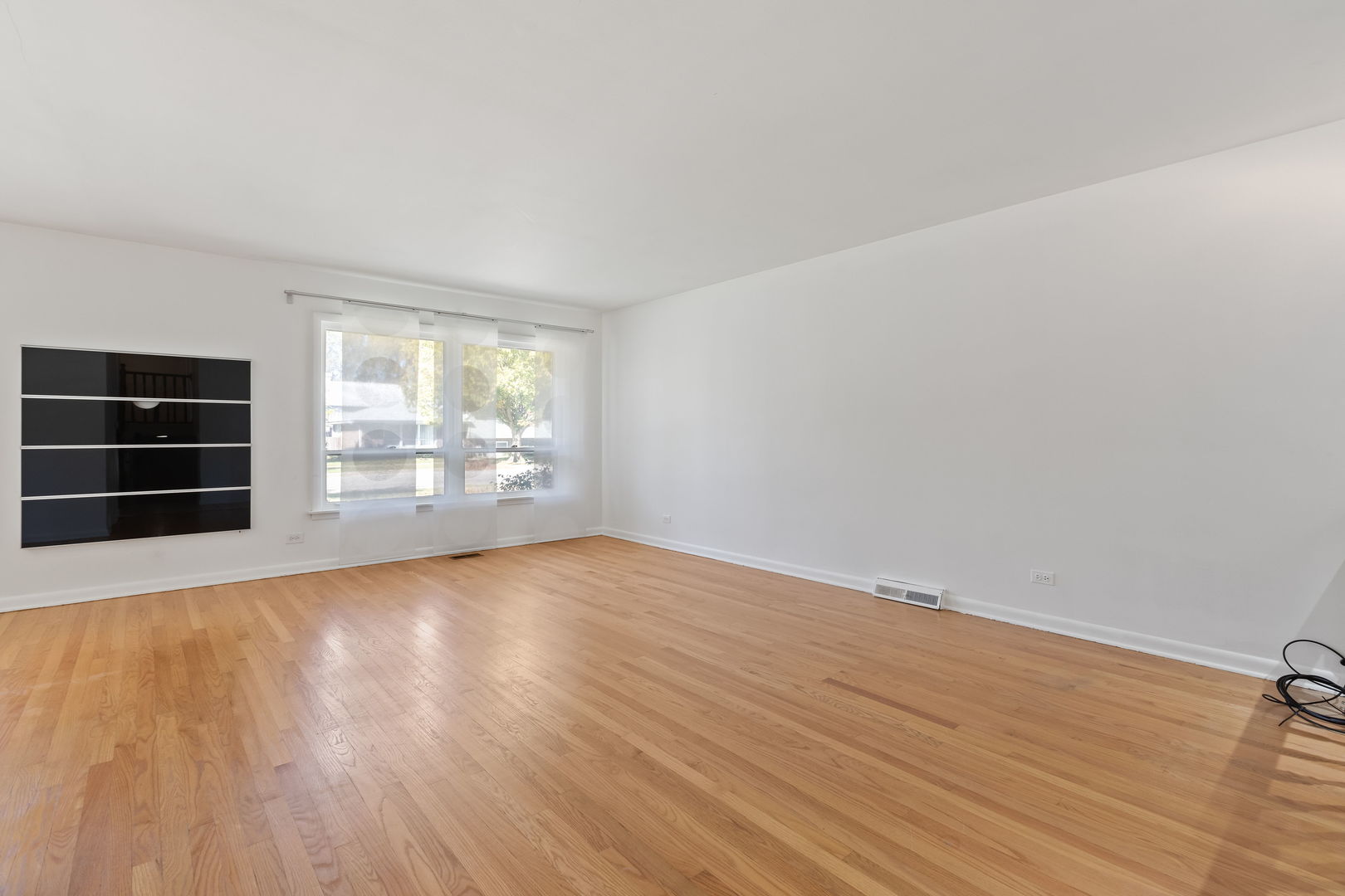 526 Laramie Ave Property Photo 5