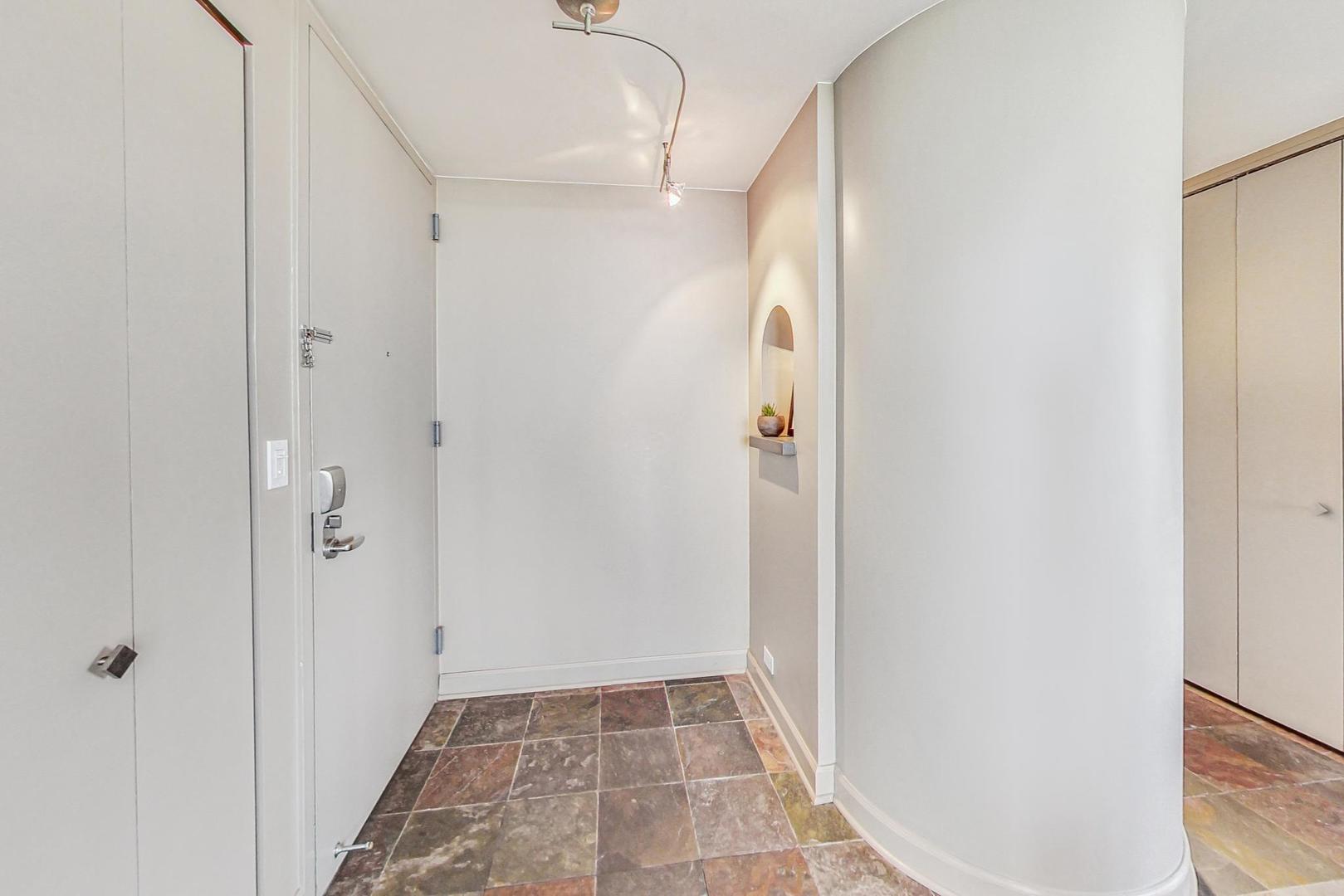 505 N Lake Shore Drive 708-709 Property Photo 10