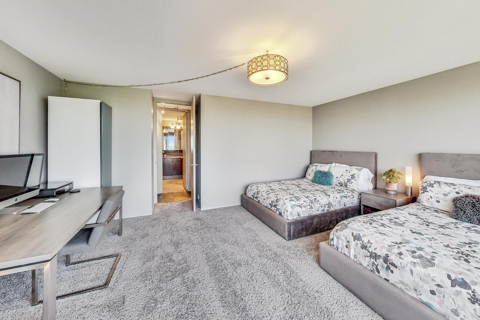 505 N Lake Shore Drive 708-709 Property Photo 42