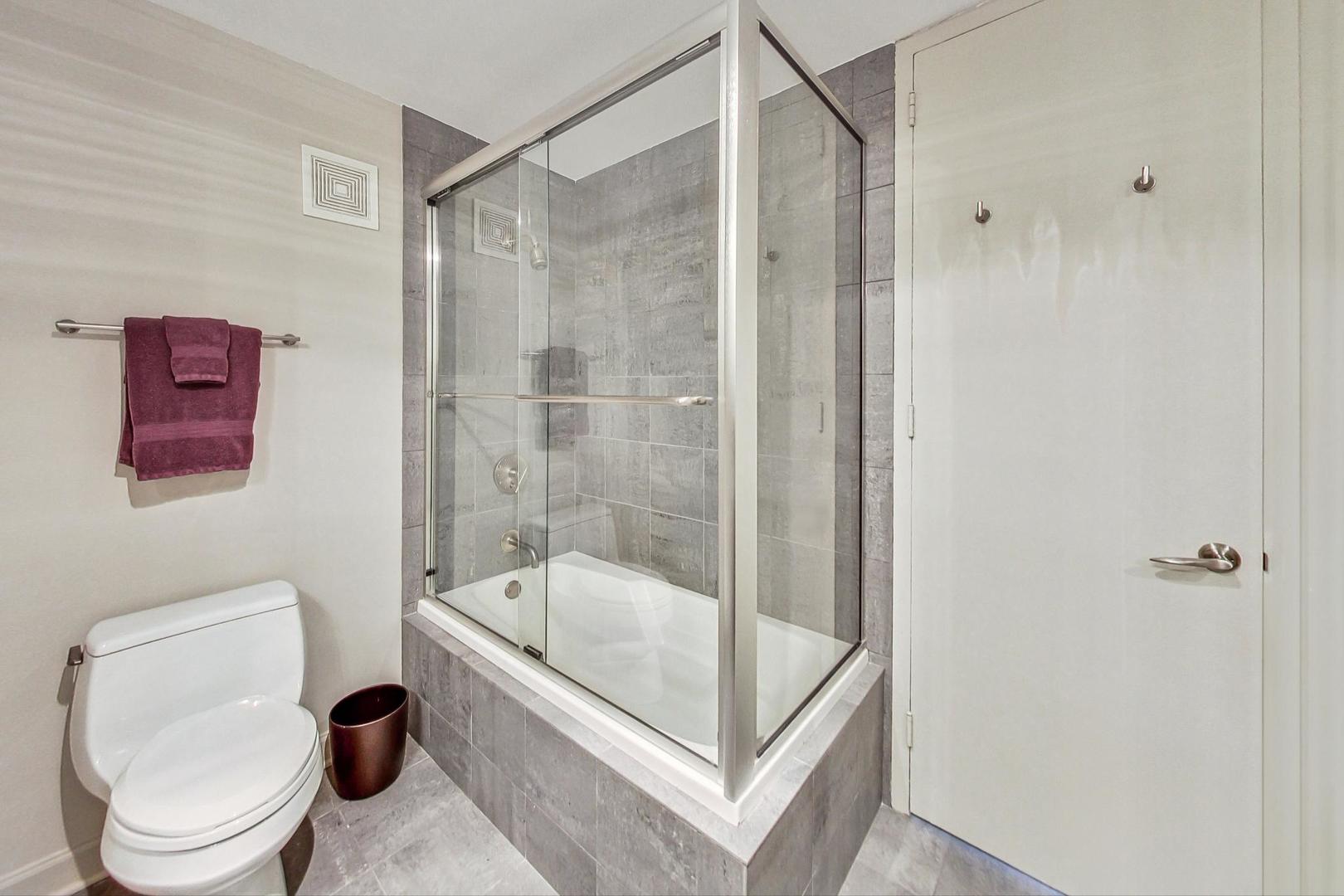 505 N Lake Shore Drive 708-709 Property Photo 45