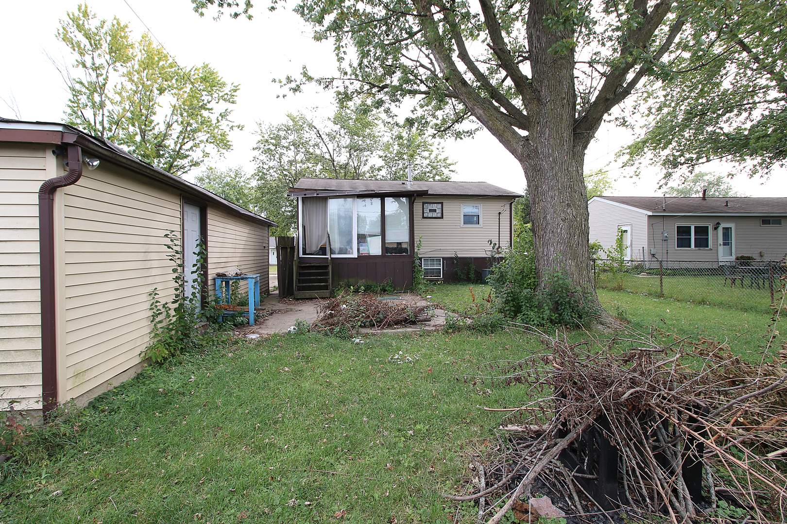238 Healy Avenue Property Photo 6