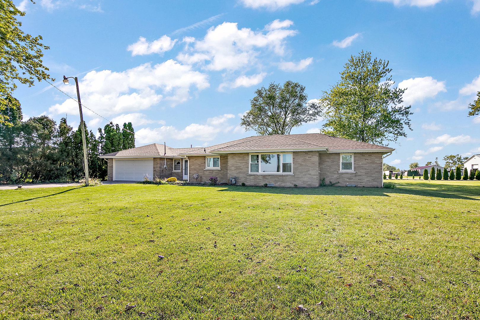 76 S 7000w Road Property Photo 3