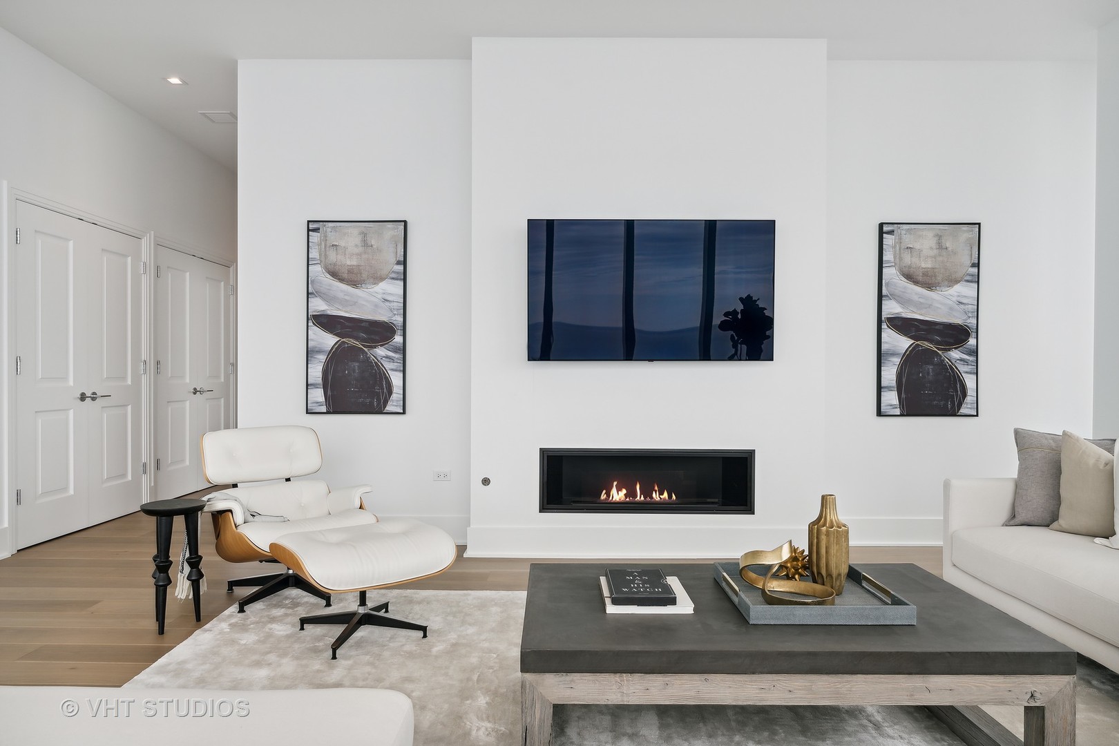 363 E Wacker Drive 7501 Property Photo 7