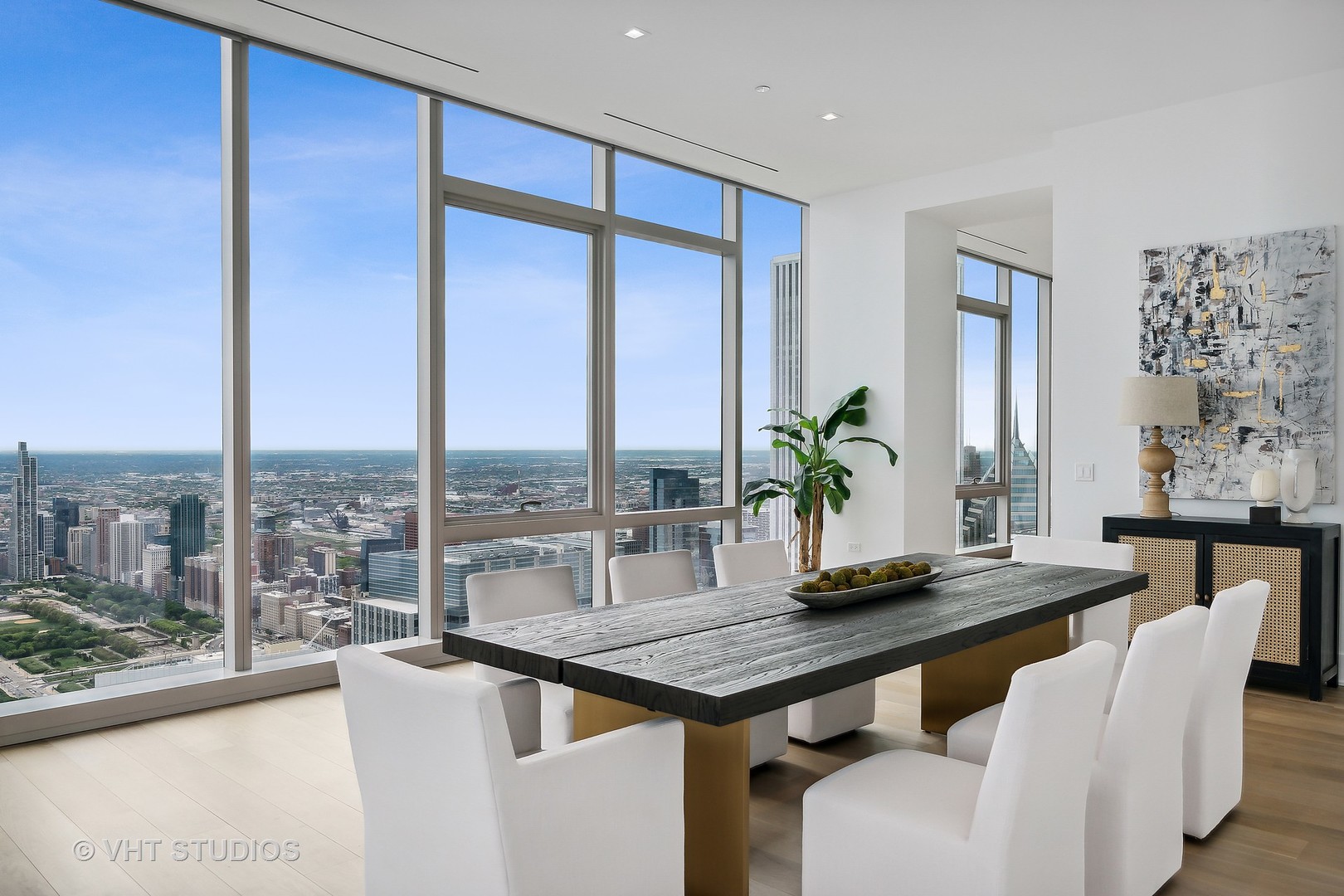 363 E Wacker Drive 7501 Property Photo 14