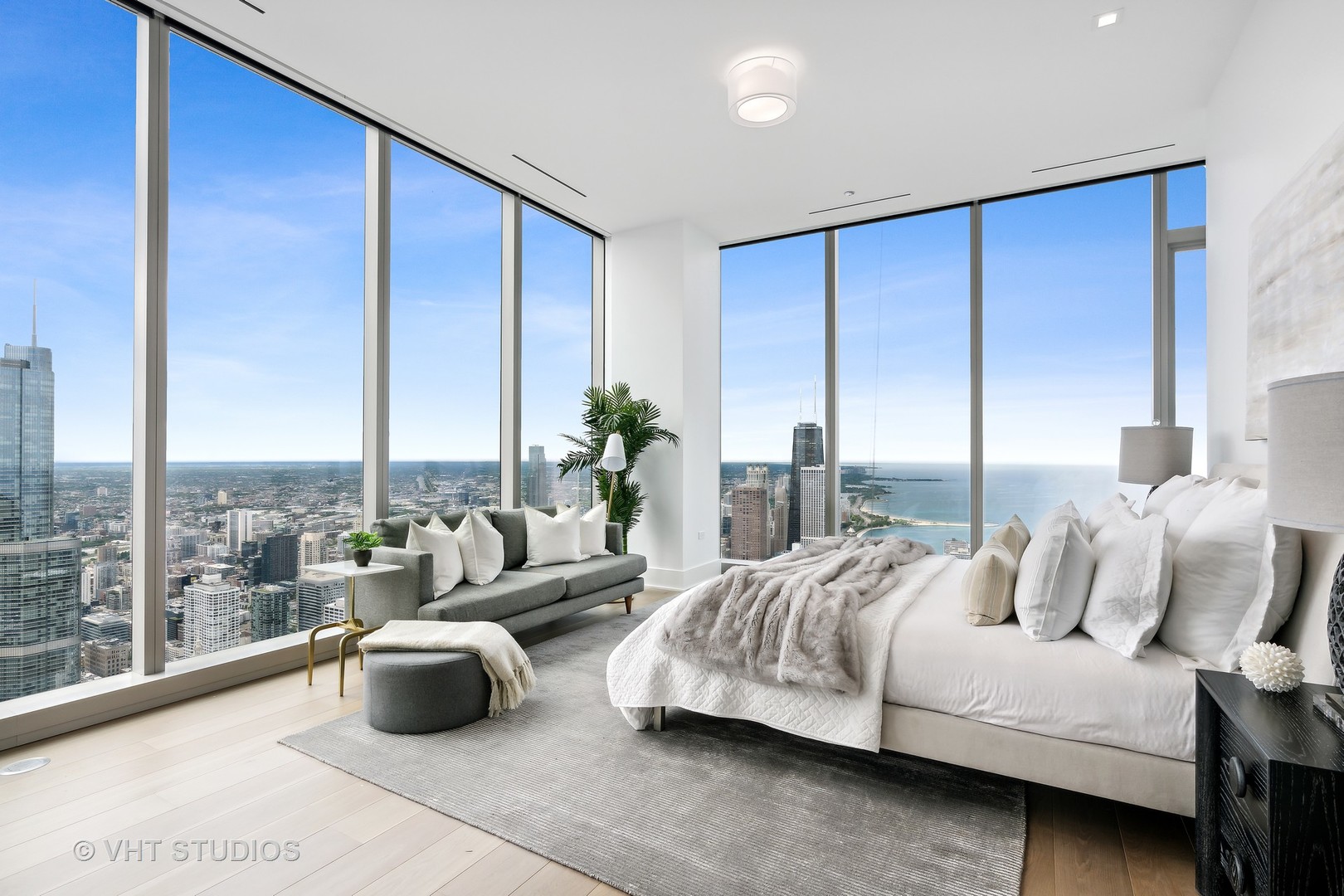 363 E Wacker Drive 7501 Property Photo 25