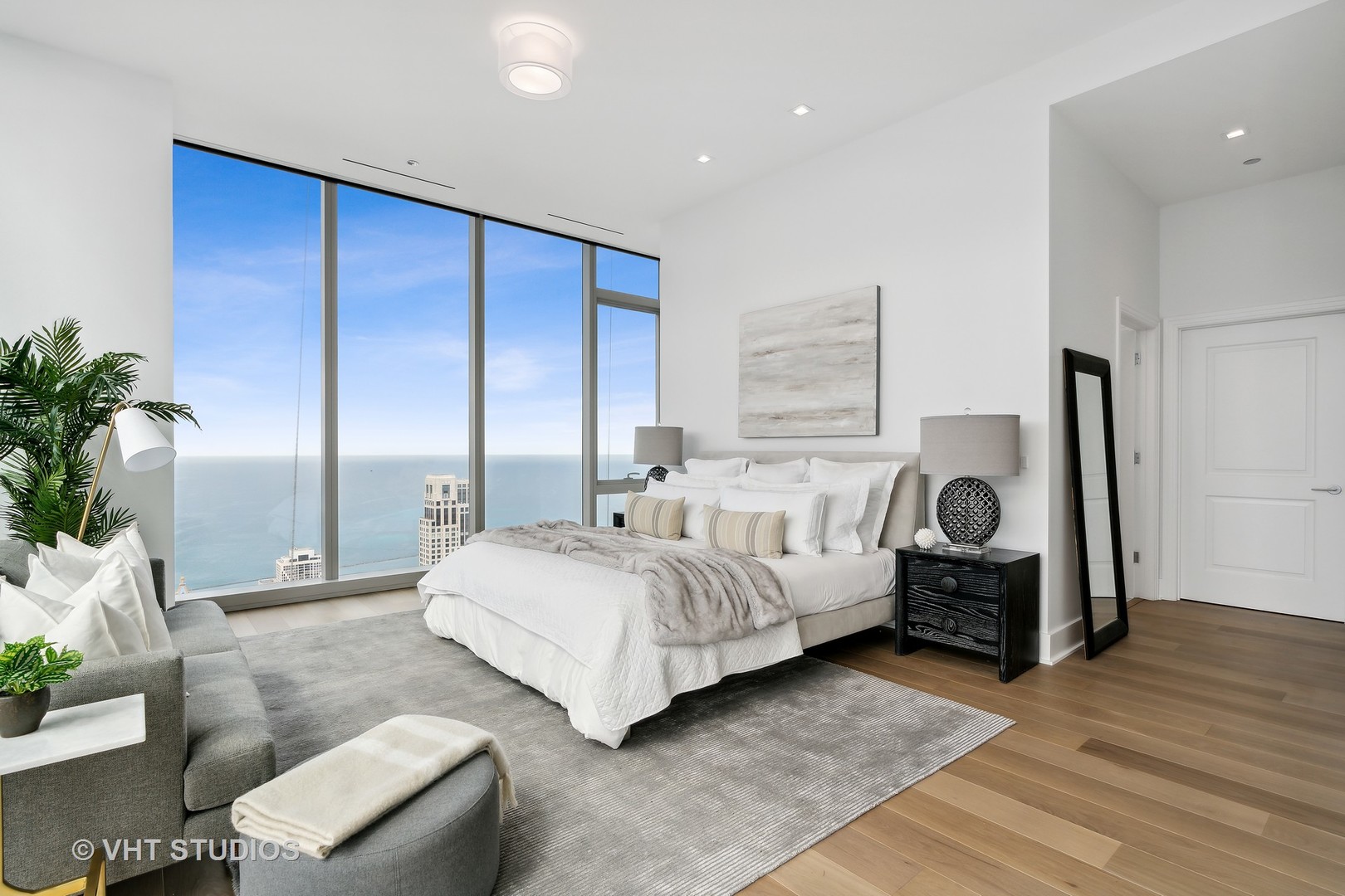 363 E Wacker Drive 7501 Property Photo 26