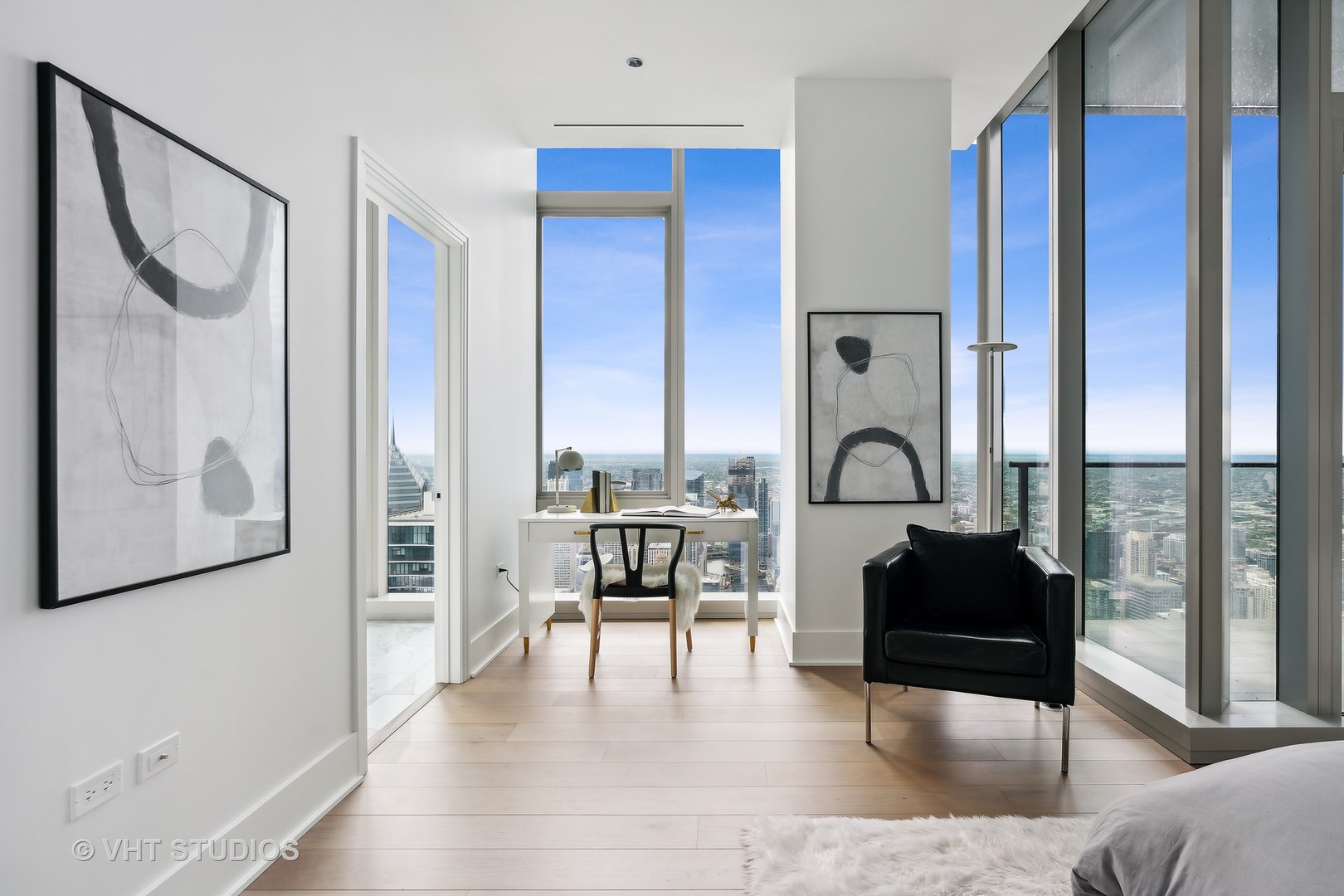 363 E Wacker Drive 7501 Property Photo 34