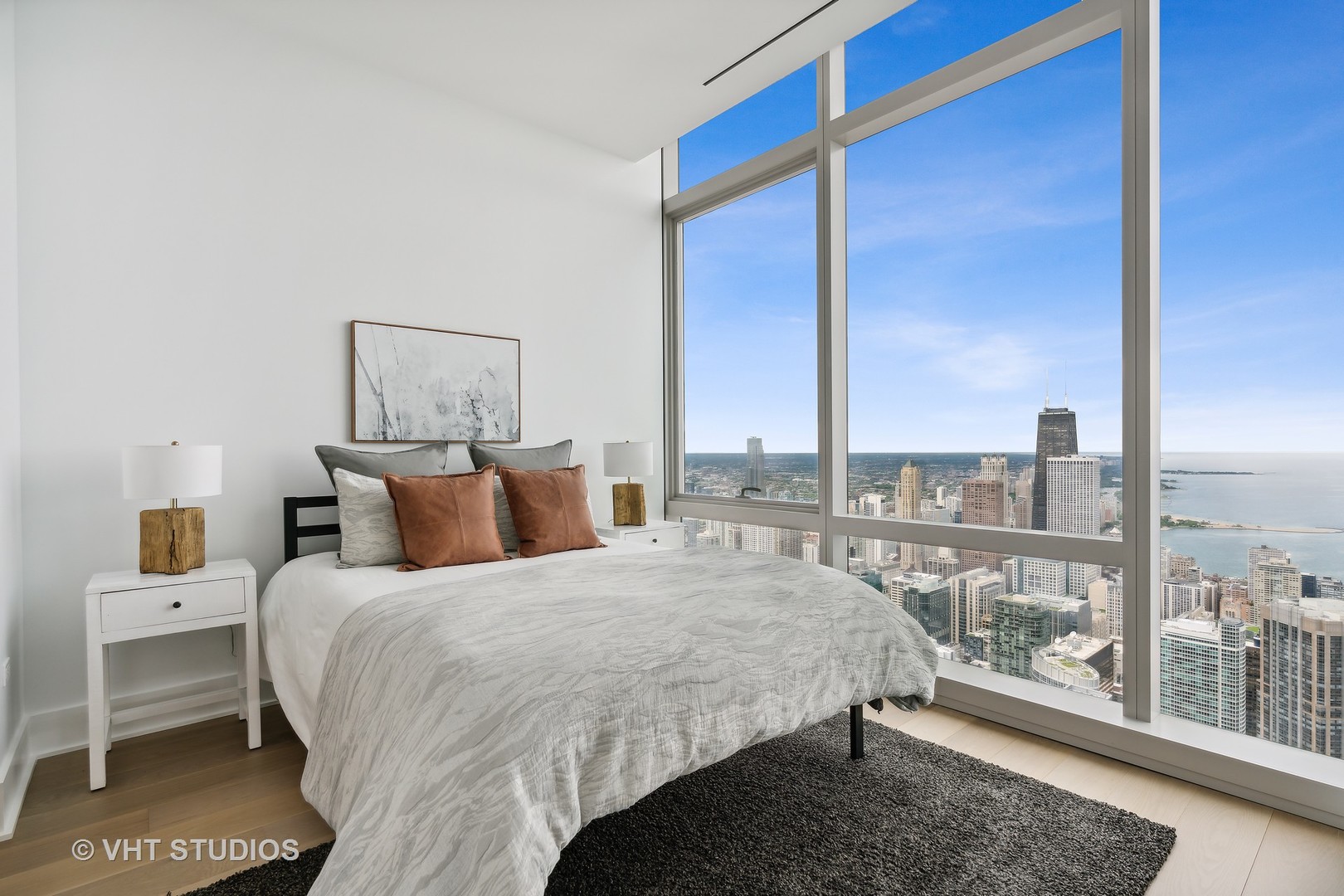 363 E Wacker Drive 7501 Property Photo 37